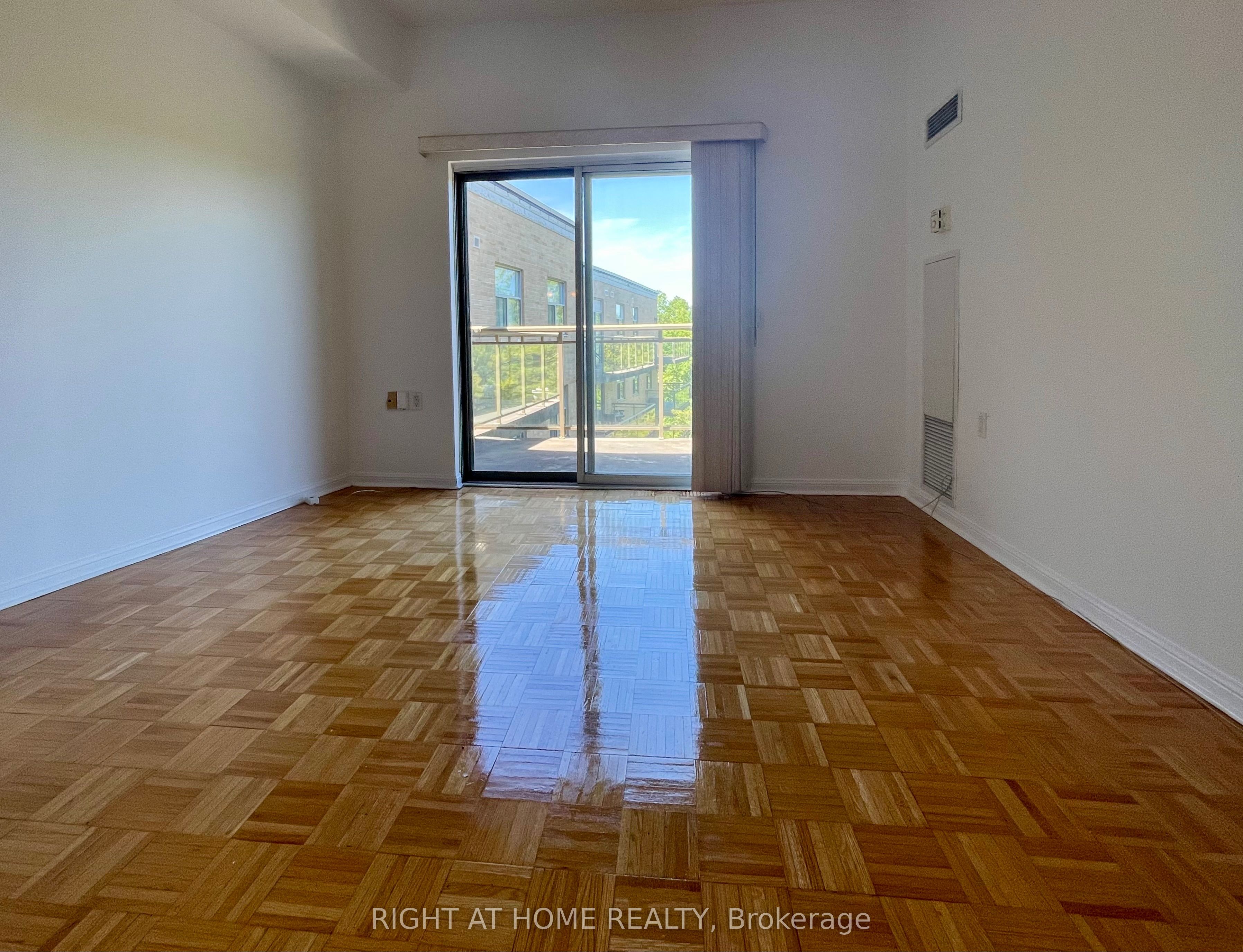 2506 Rutherford Road 501, Vaughan, ON L4K 5N4 photo 4