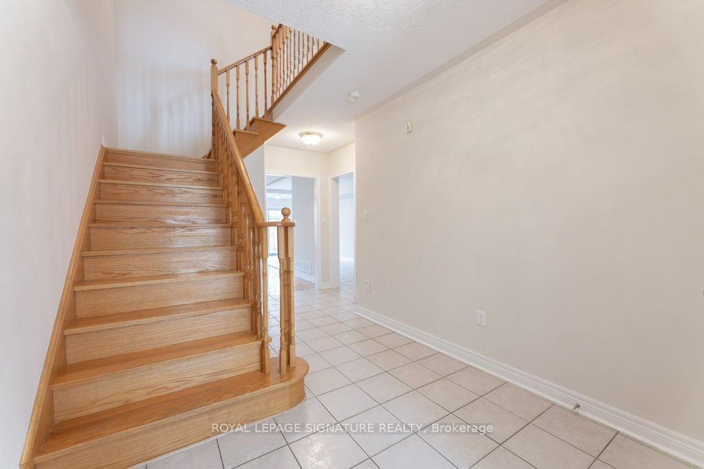 55 Pottery Place, Vaughan, ON L4L 9H5 photo 5