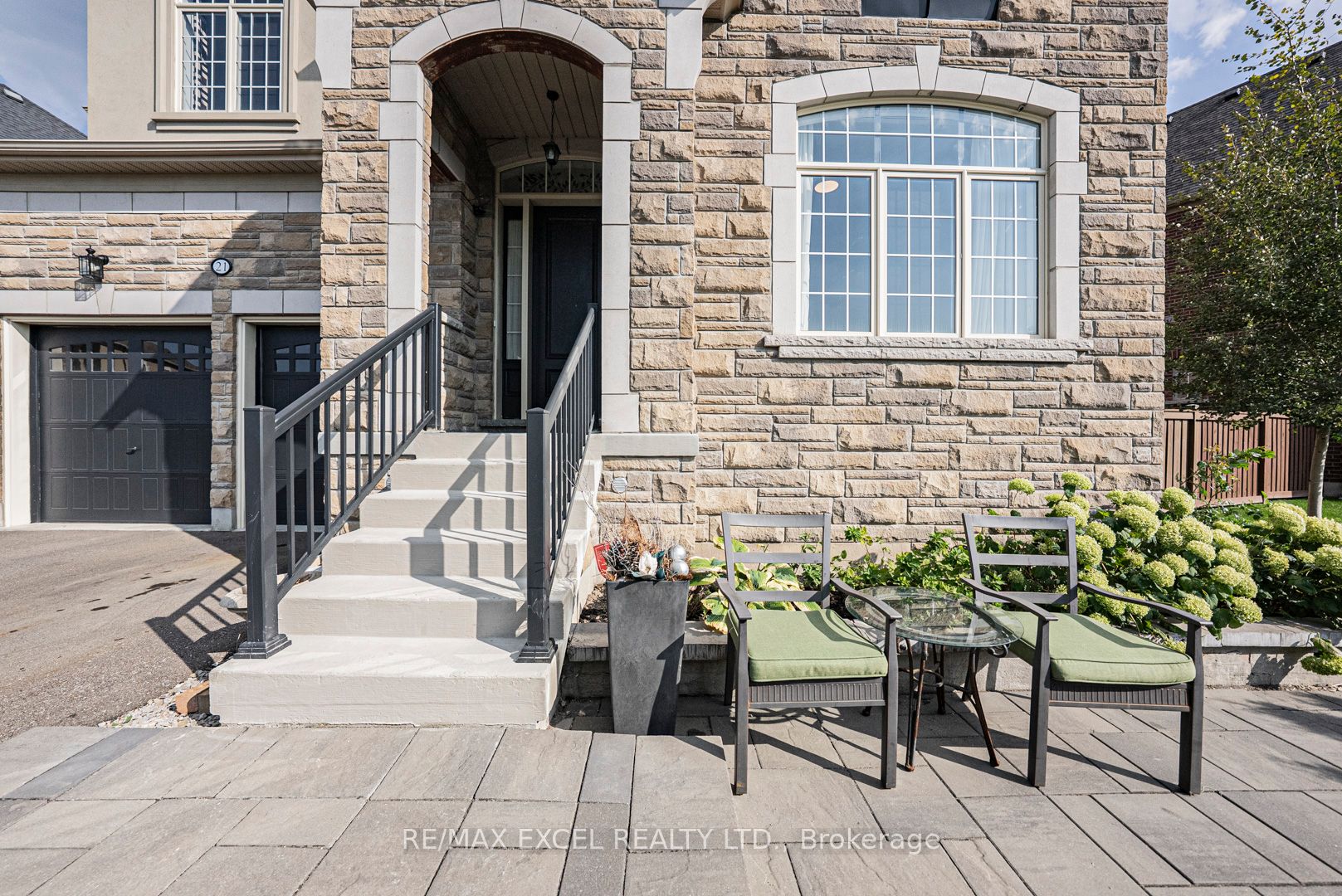 21 Paradise Valley Trail, King, ON L7B 0A5 photo 4