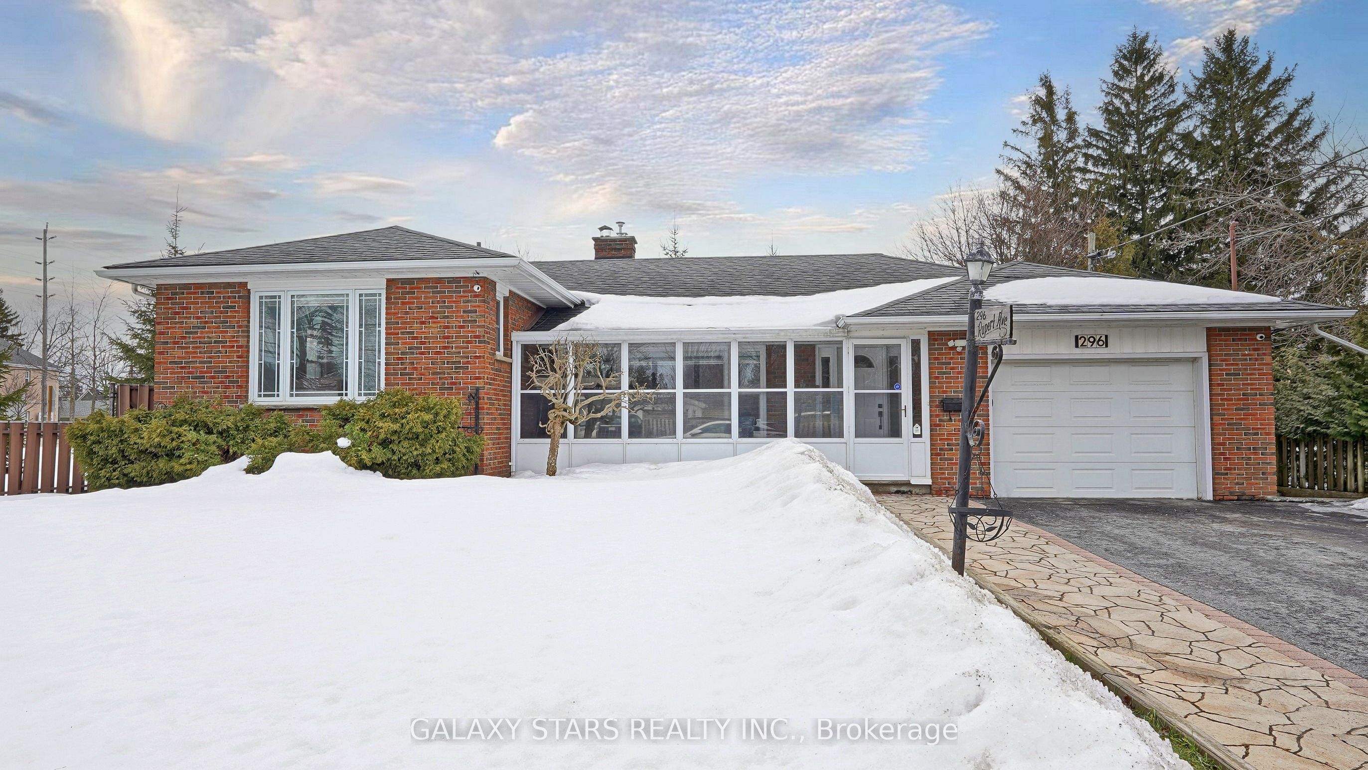 296 Rupert Avenue, Whitchurch-Stouffville, ON L4A 1C9 photo 2