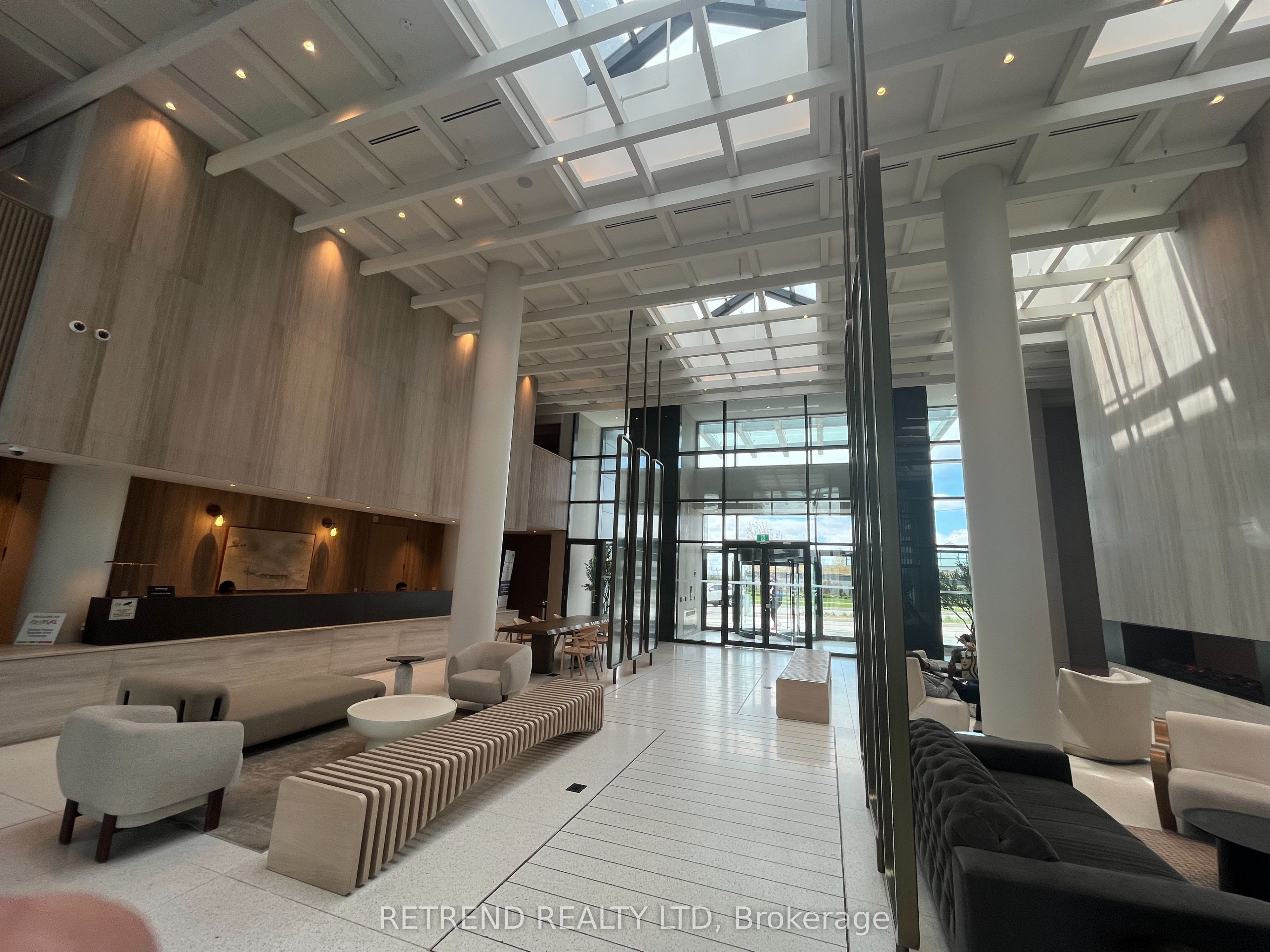 195 Commerce Street 1709, Vaughan, ON L4K 0P9 photo 3