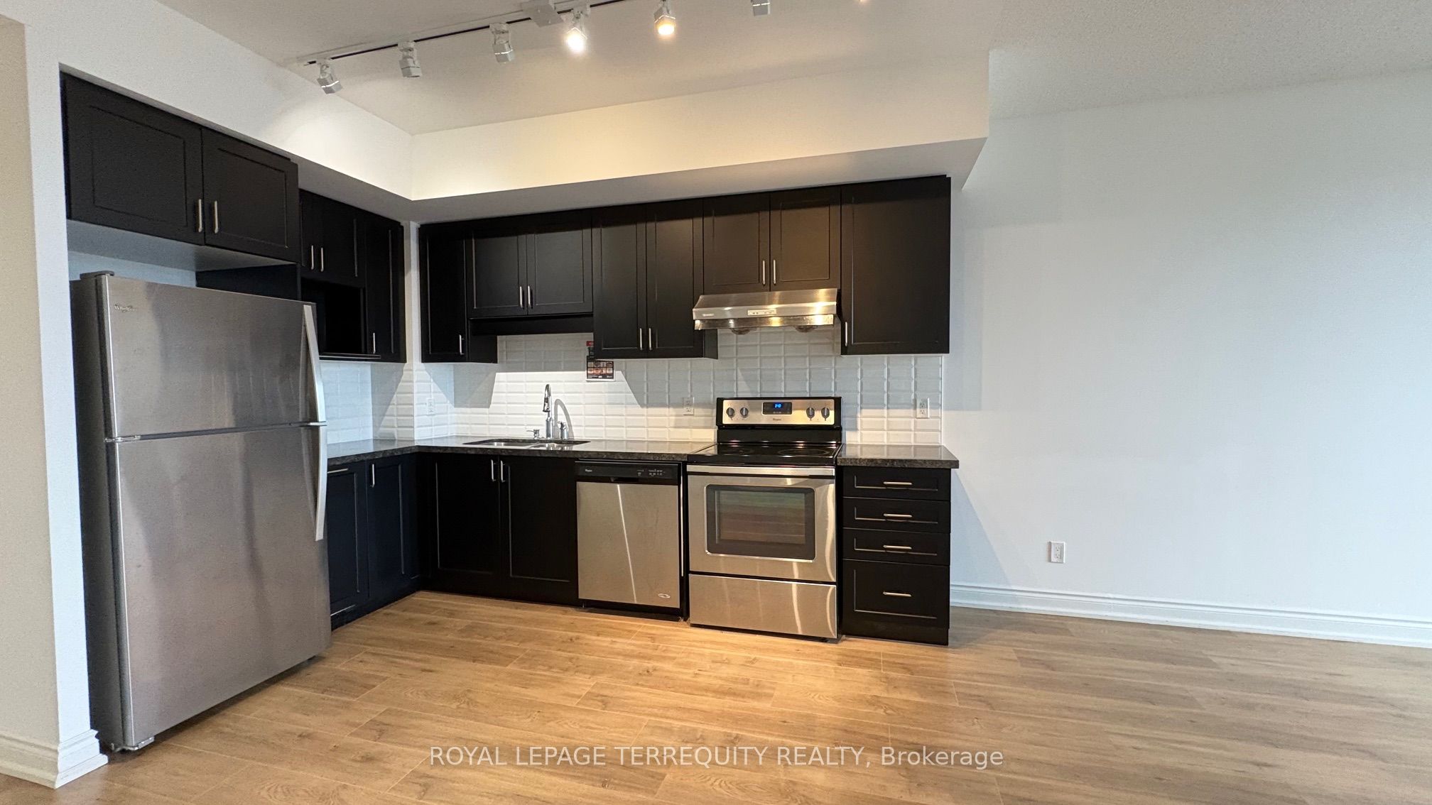 38 Cedarland Drive 1609, Markham, ON L6G 0G7 photo 5