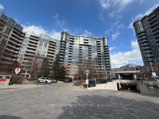 33 Cox Boulevard 825, Markham, ON L3R 8A6 photo 3