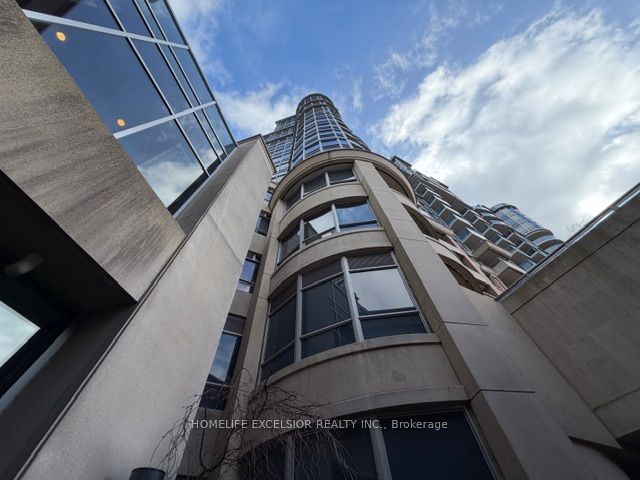 33 Cox Boulevard 825, Markham, ON L3R 8A6 photo 5
