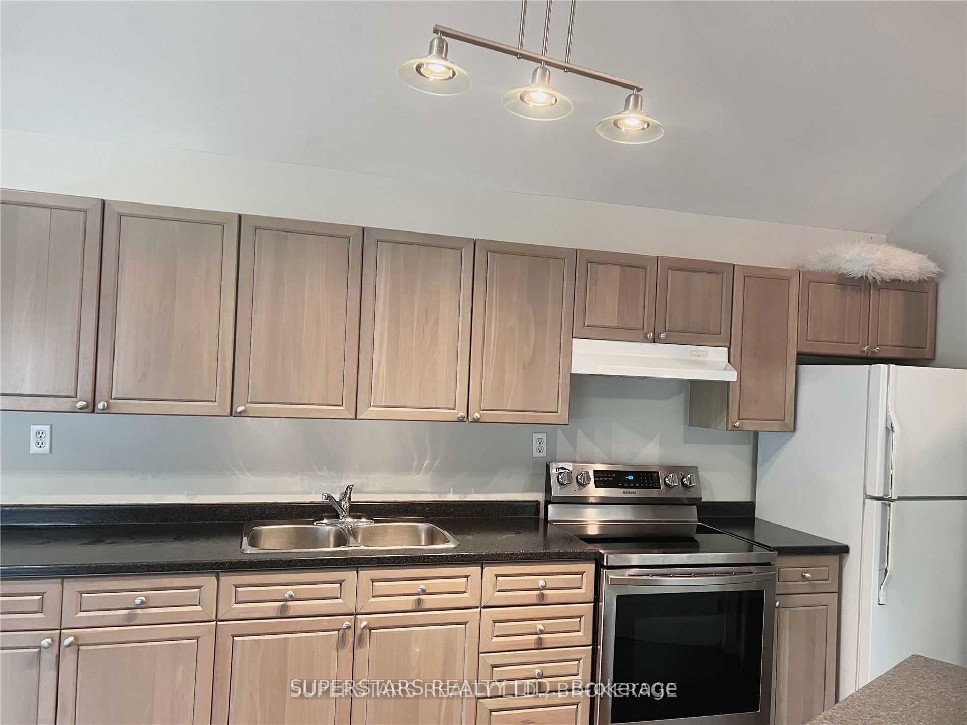 276 Parkwood Avenue, Georgina, ON L4P 2X3 photo 3