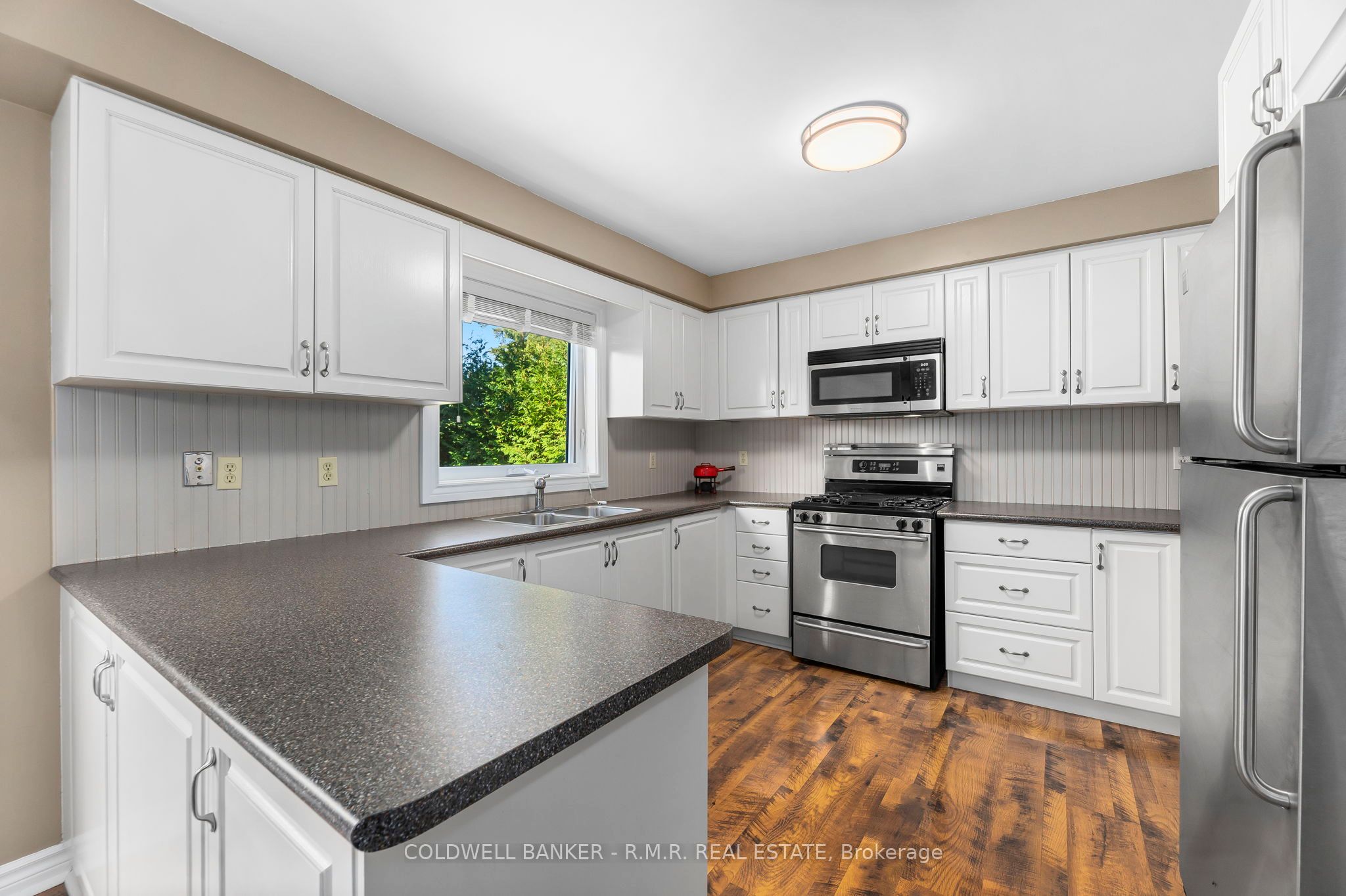 24 Testa Road, Uxbridge, ON L9P 1M2 photo 3
