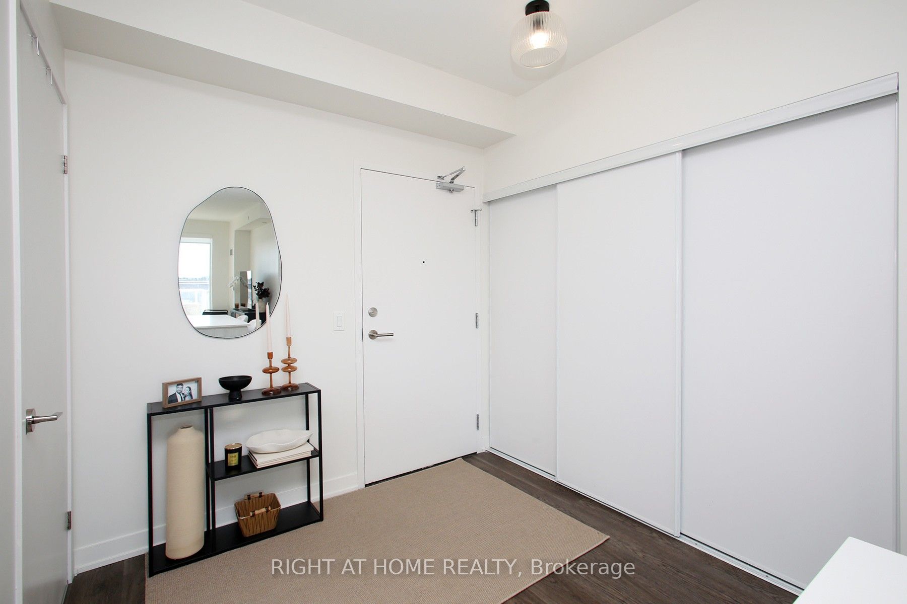 6 David Eyer Road 513, Richmond Hill, ON L4S 0N5 photo 4