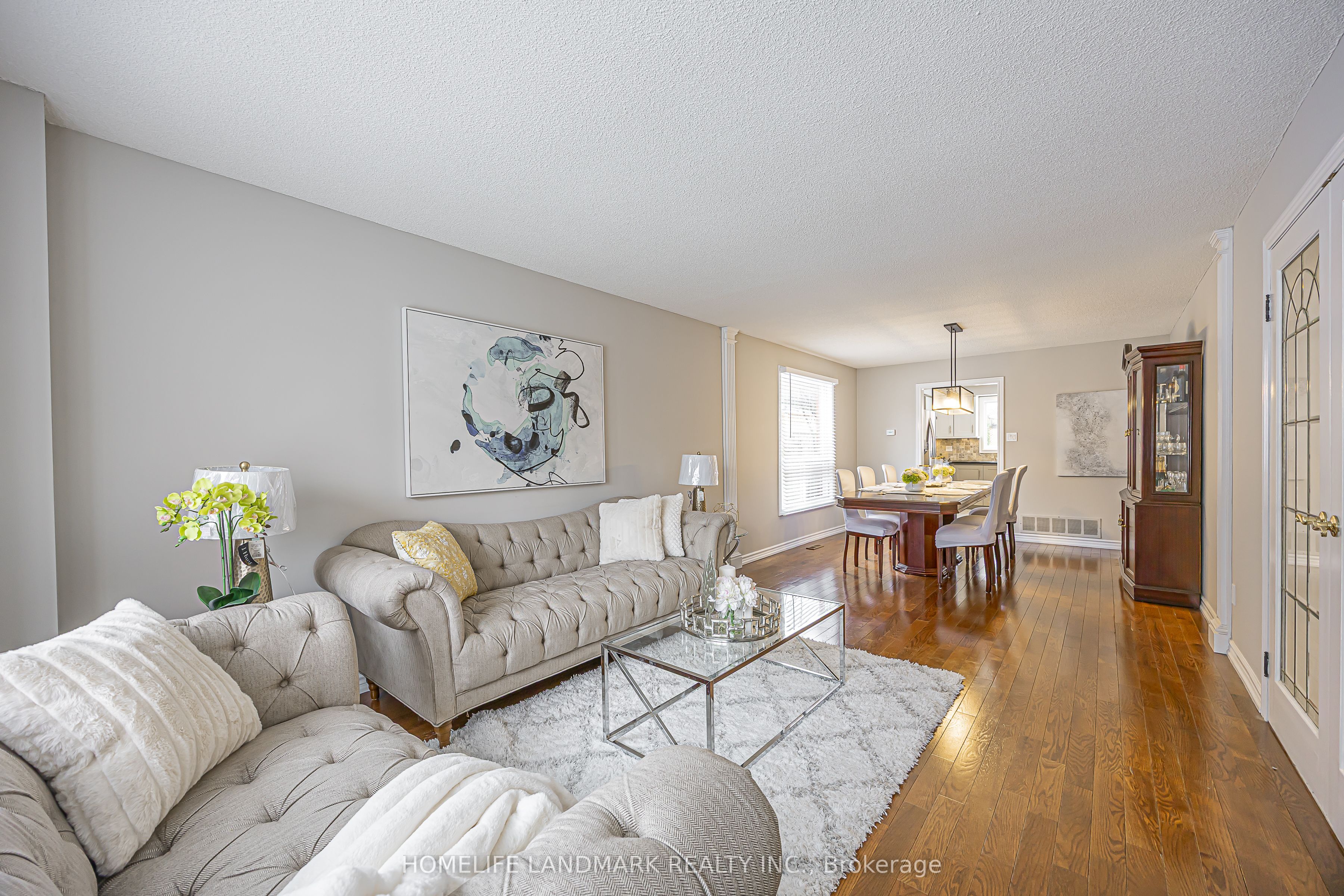 246 Jelley Avenue, Newmarket, ON L3X 1S6 photo 4