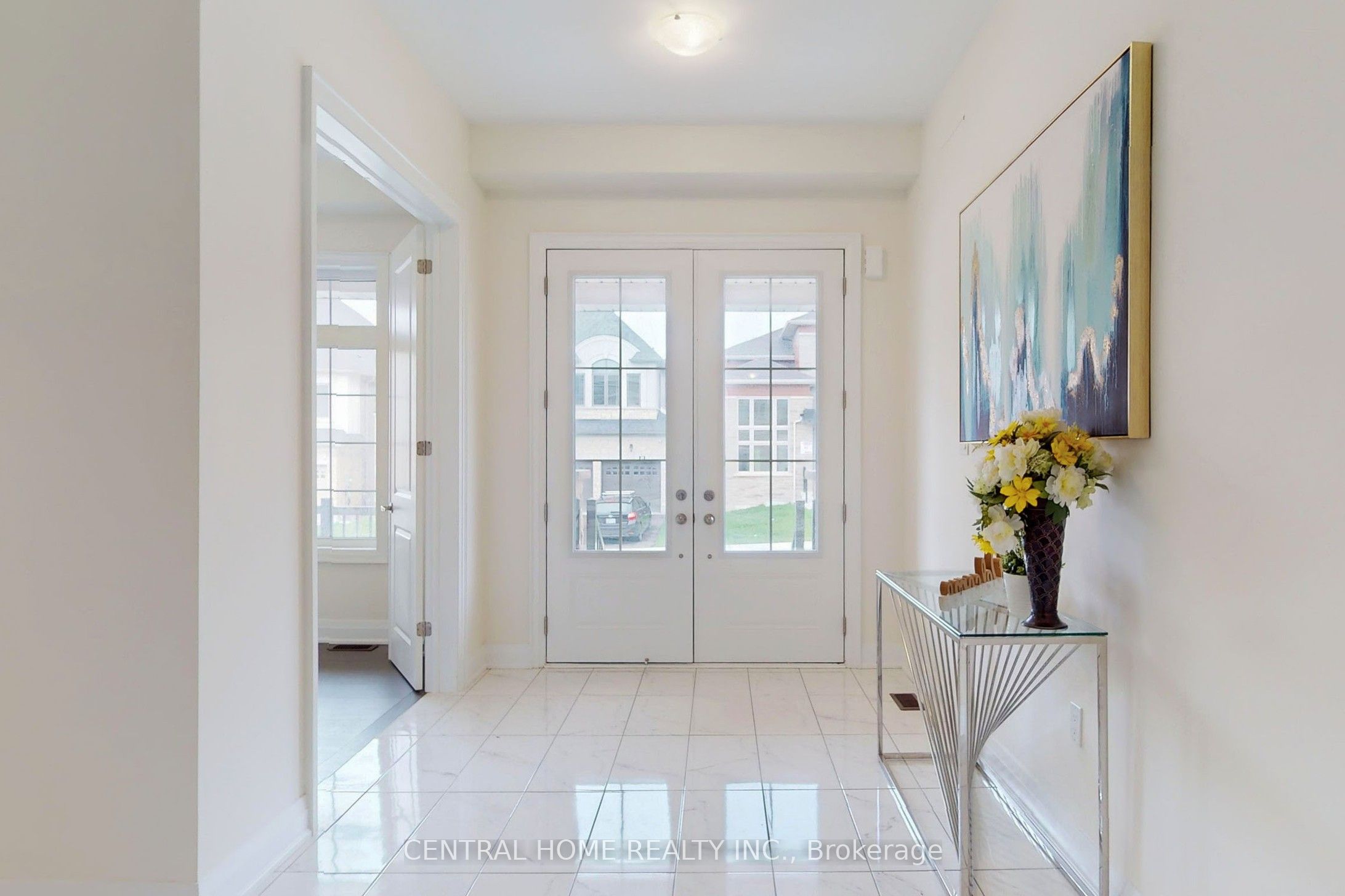 27 Upbound Court, East Gwillimbury, ON L9N 0E5 photo 3