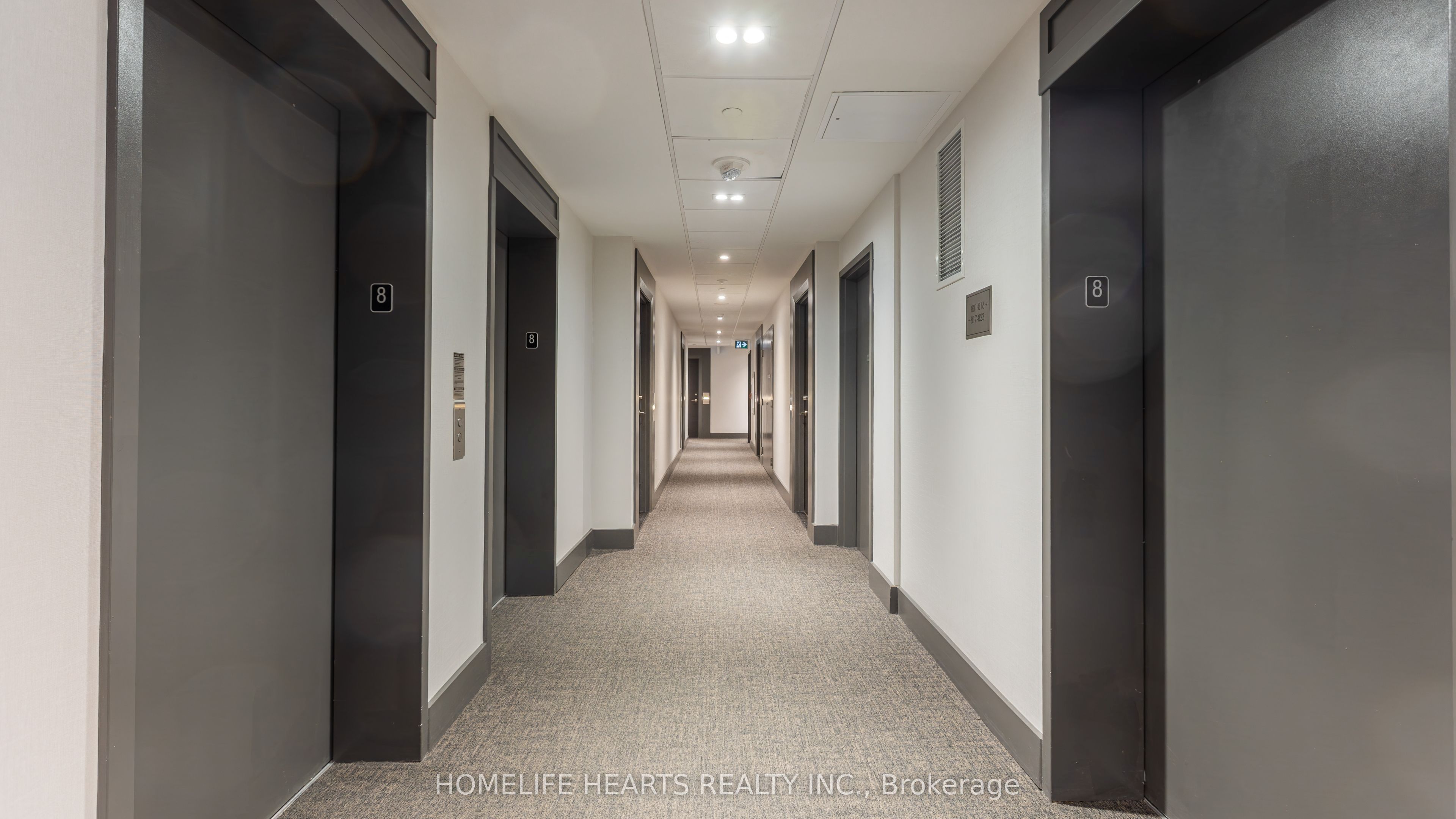 8868 Yonge Street 818, Richmond Hill, ON L4C 1Z8 photo 4
