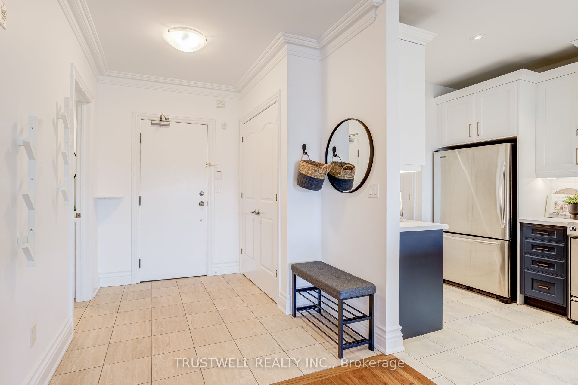 1 Verclaire Gate 303, Markham, ON L3R 8N1 photo 2