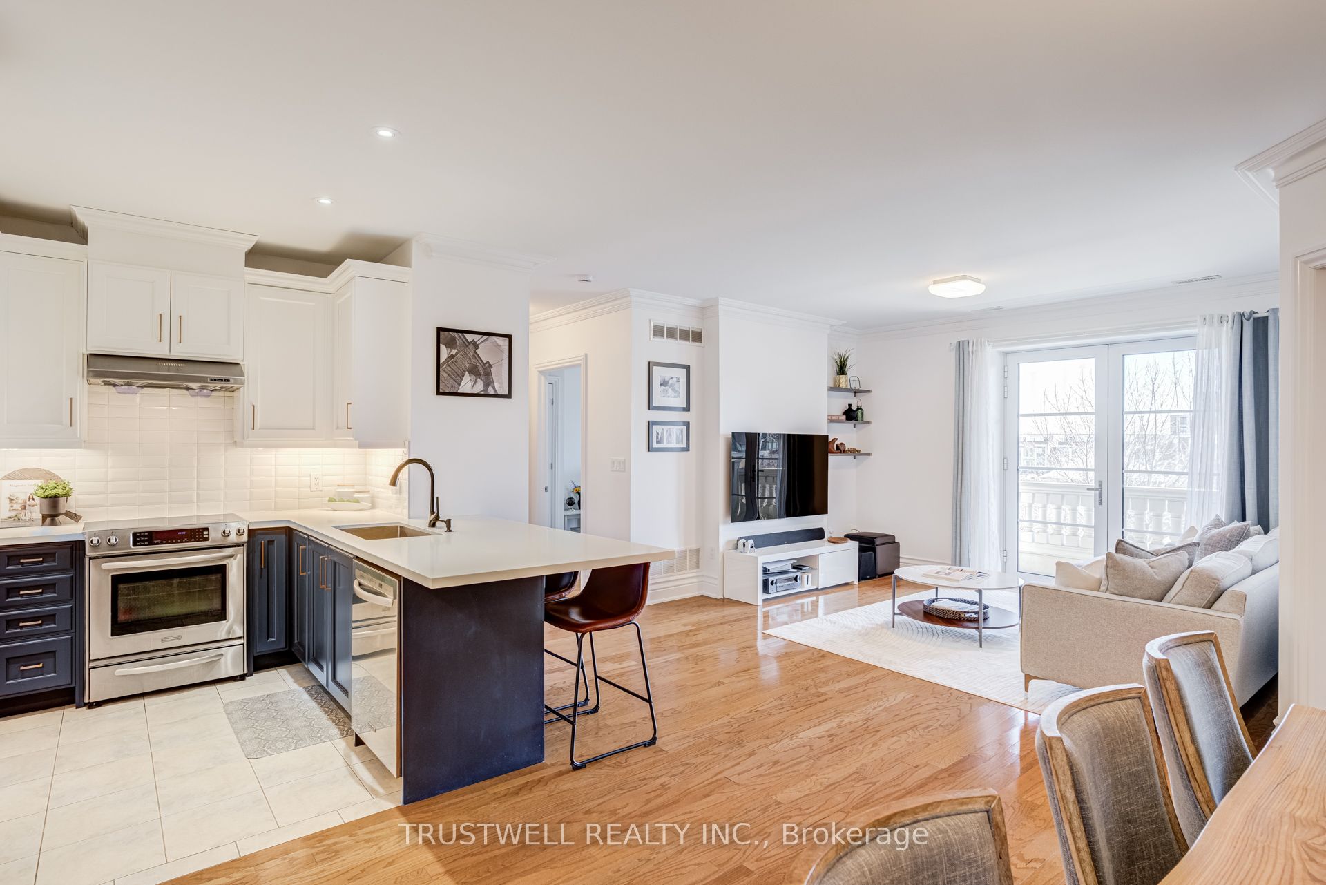 1 Verclaire Gate 303, Markham, ON L3R 8N1 photo 4