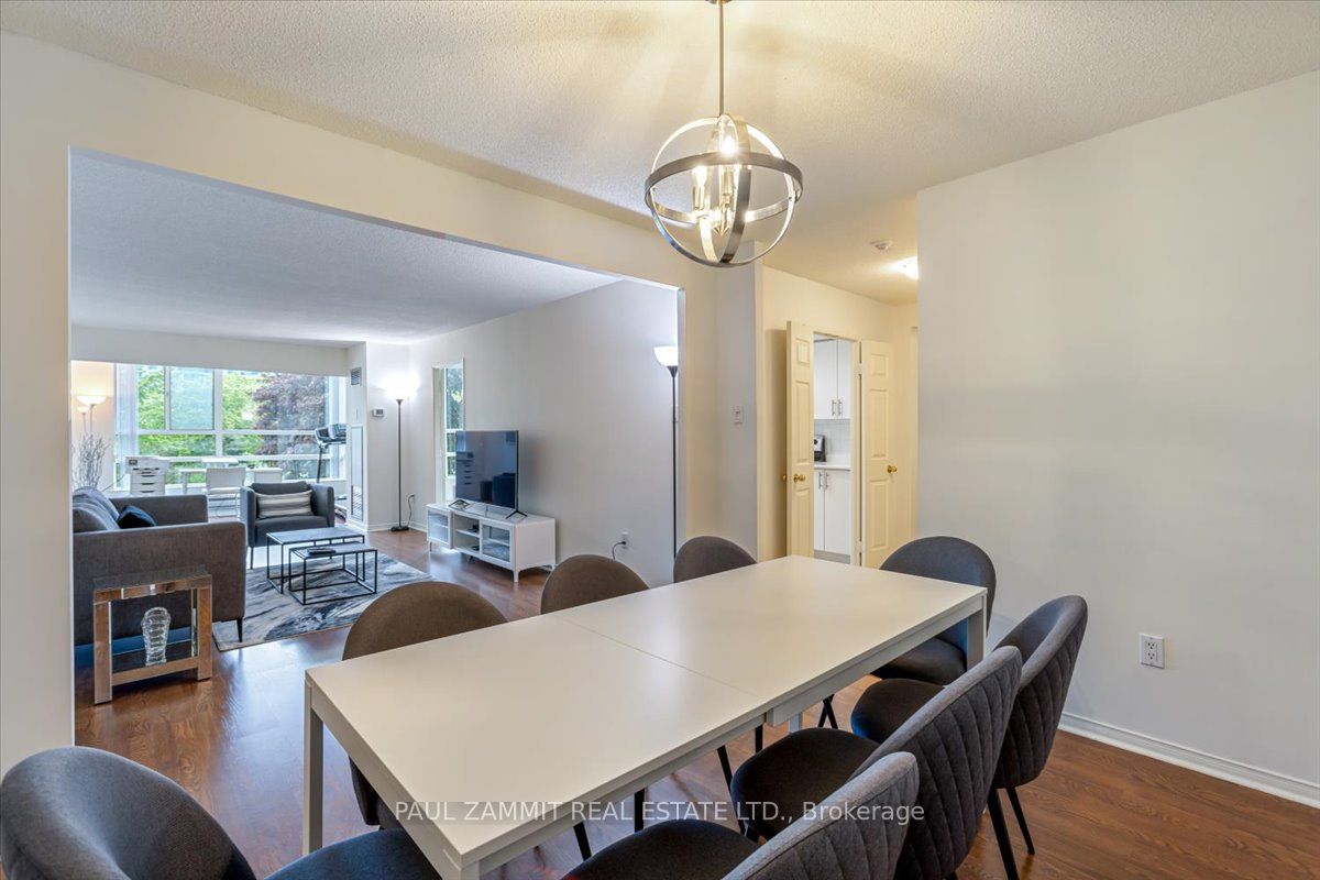 7825 Bayview Avenue 214, Markham, ON L3T 7N2 photo 4
