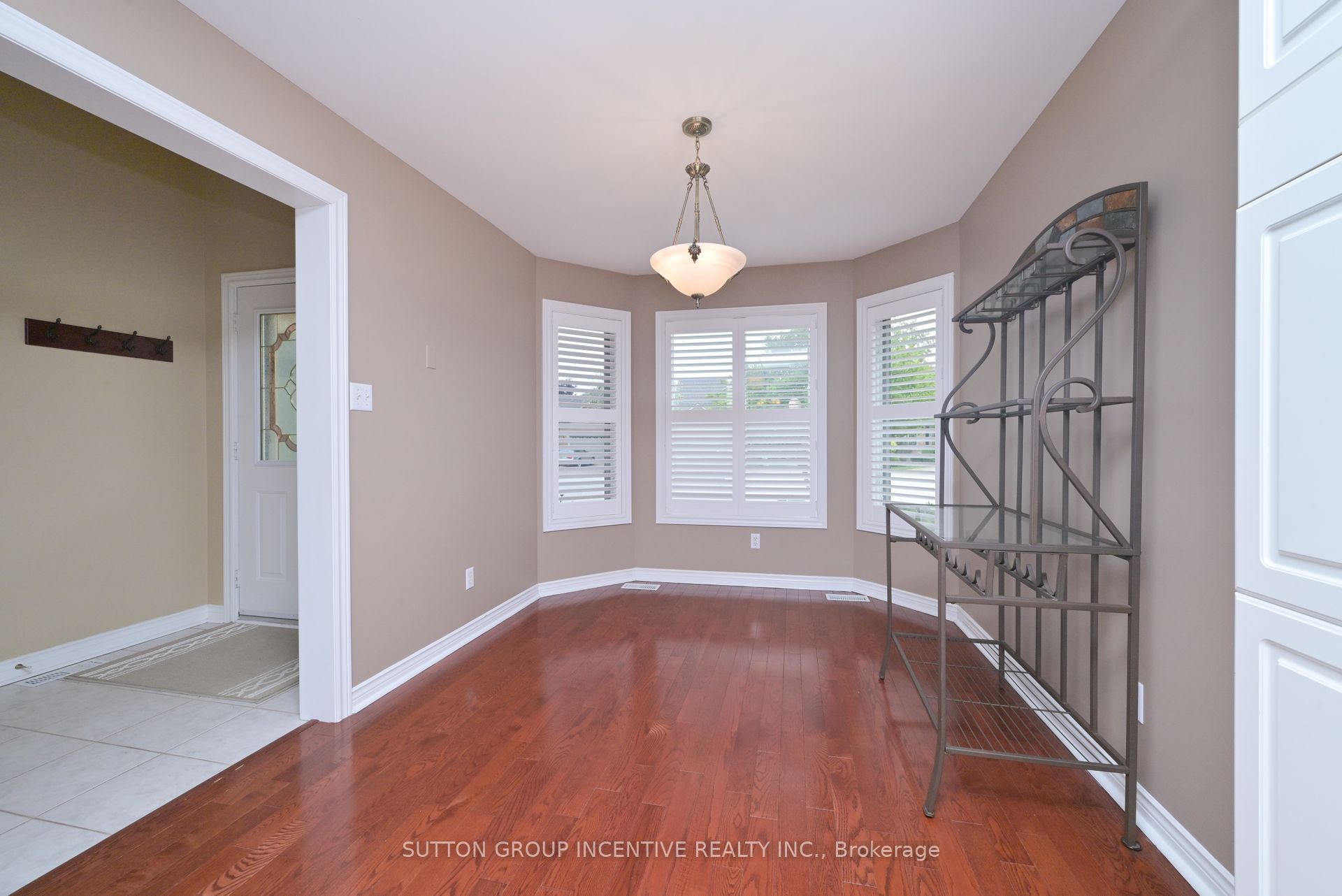 4 Belair Place, New Tecumseth, ON L9R 1Z1 photo 4