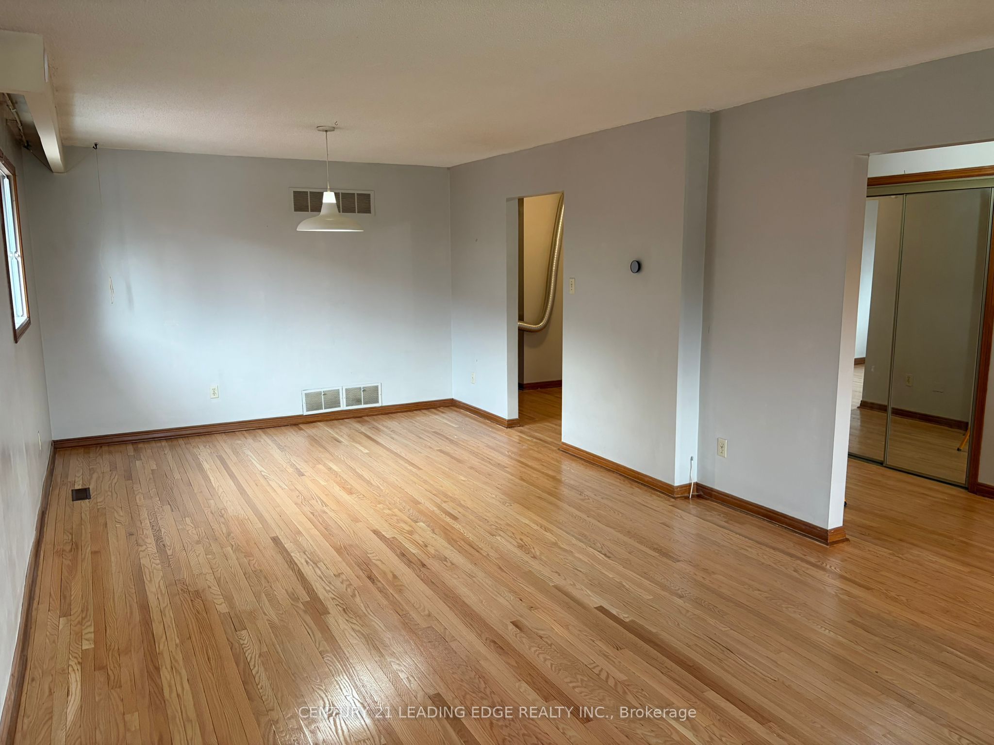 127 Risebrough Circuit, Markham, ON L3R 3E1 photo 5