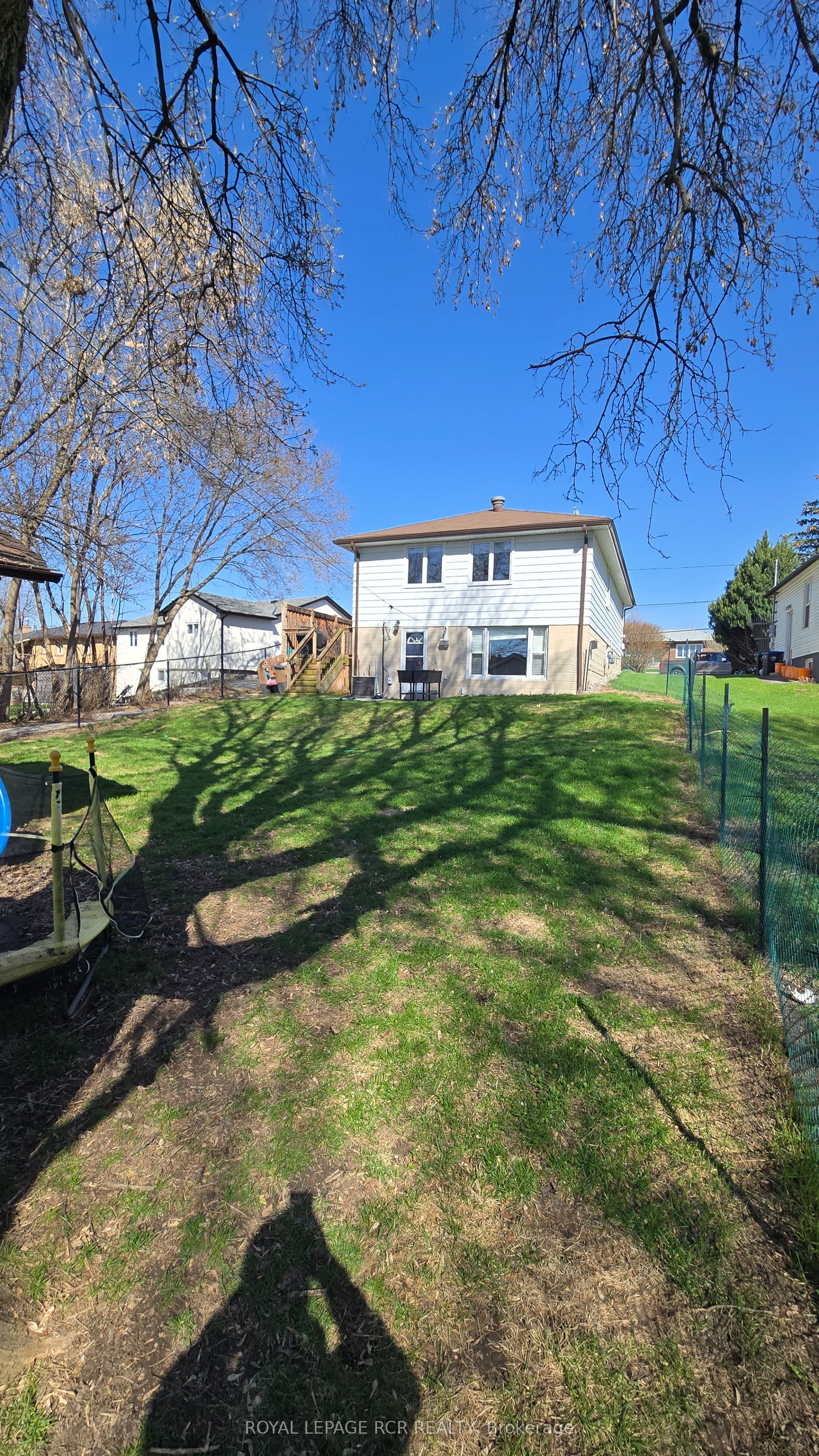 254 Simcoe Road, Bradford West Gwillimbury, ON L3Z 1Y9 photo 4