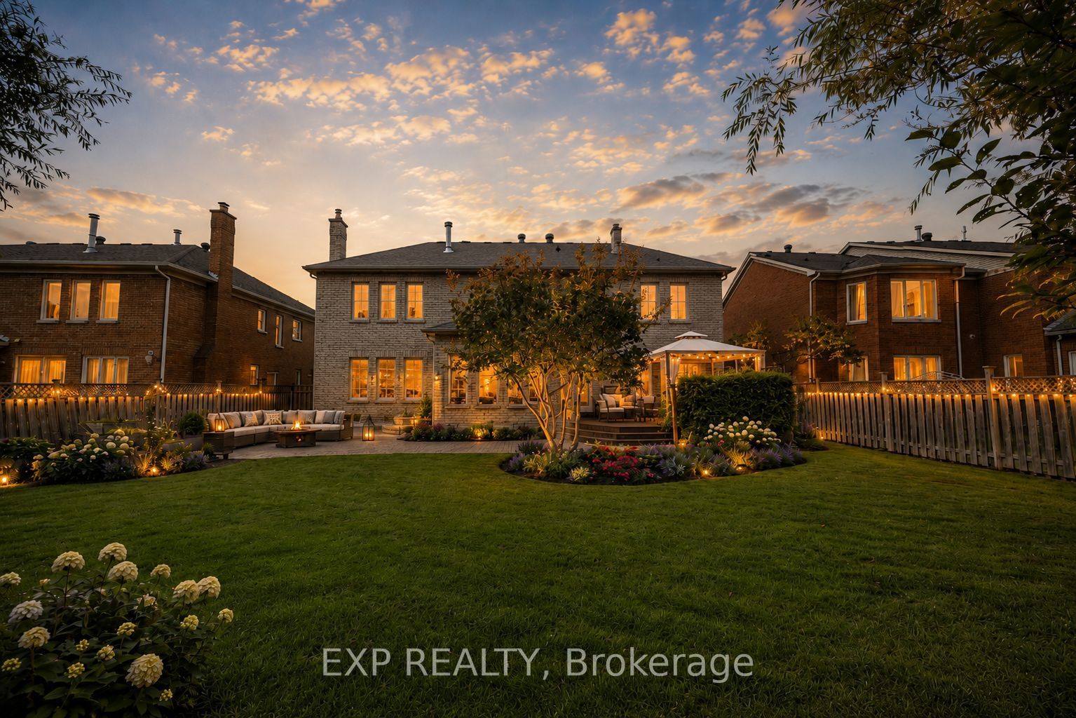 29 Northgate Crescent, Richmond Hill, ON L4B 2K8 photo 2