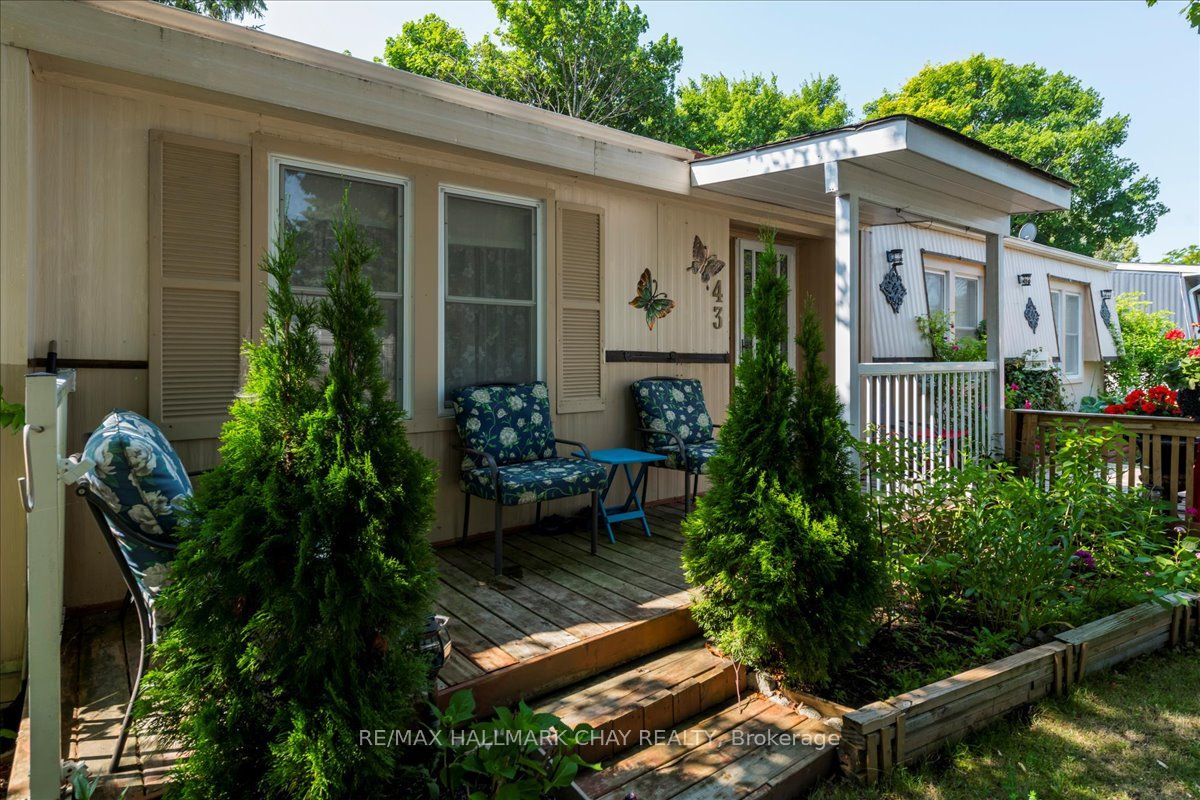 43 Linden Lane, Innisfil, ON L9S 1P2 photo 3