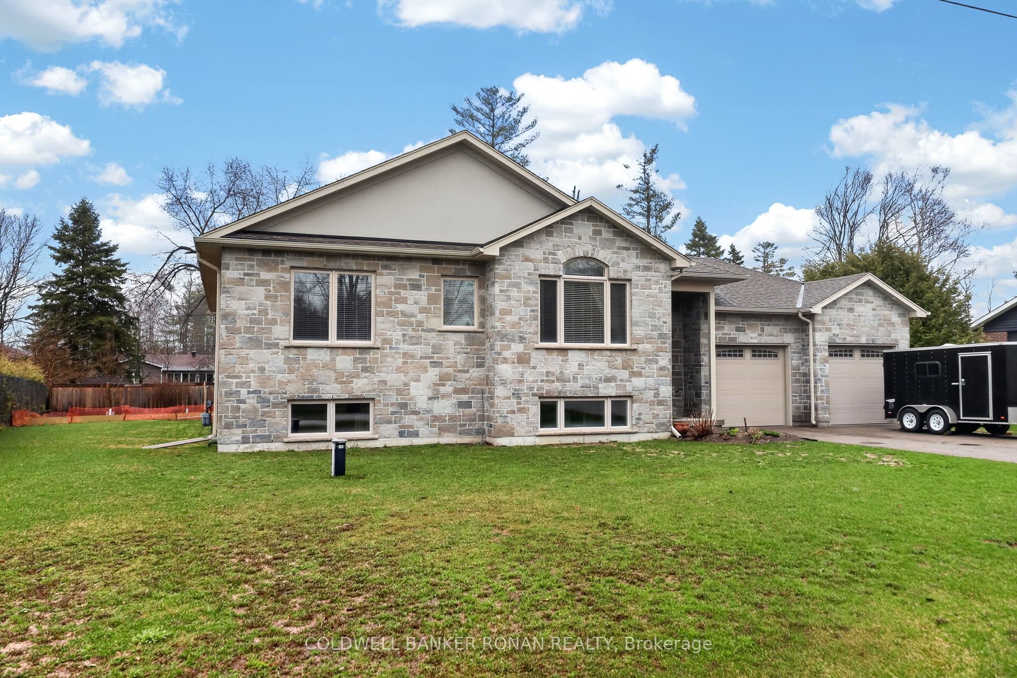 3019 Sandy Cove Drive, Innisfil, ON L9S 2K1