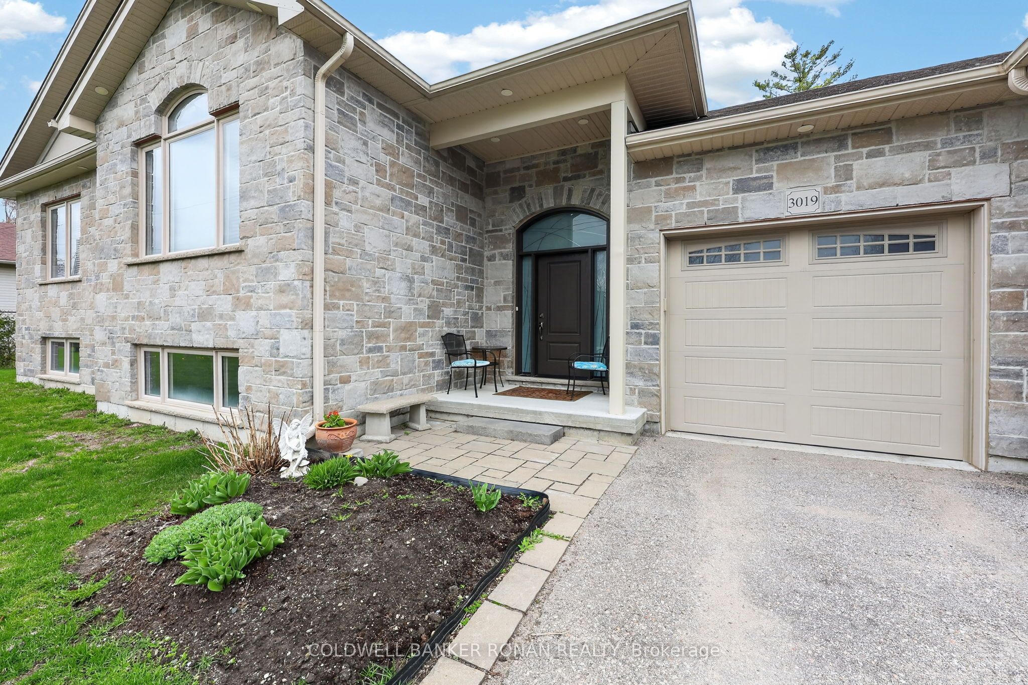3019 Sandy Cove Drive, Innisfil, ON L9S 2K1 photo 5
