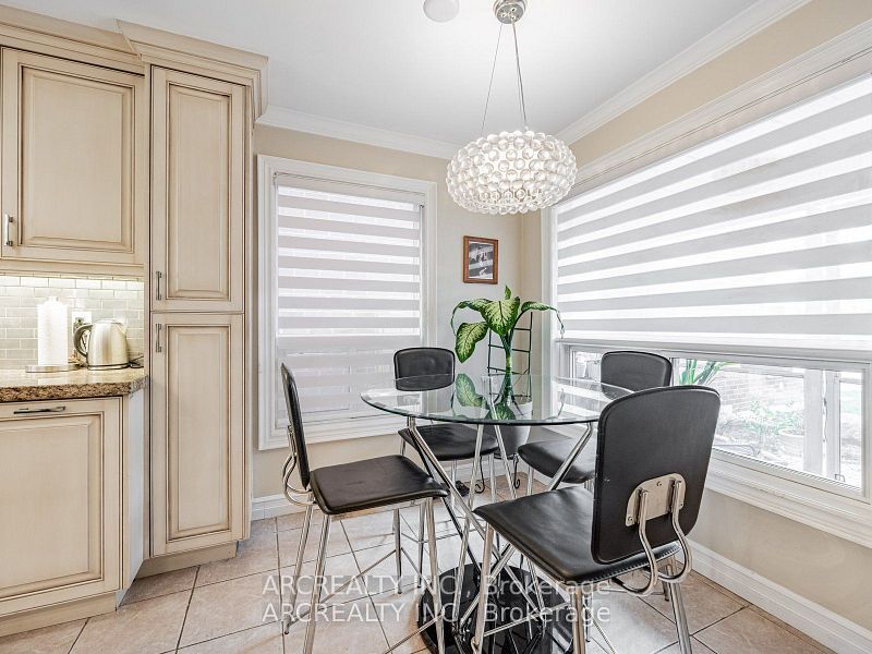 49 White Boulevard, Vaughan, ON L4J 5Z4 photo 4