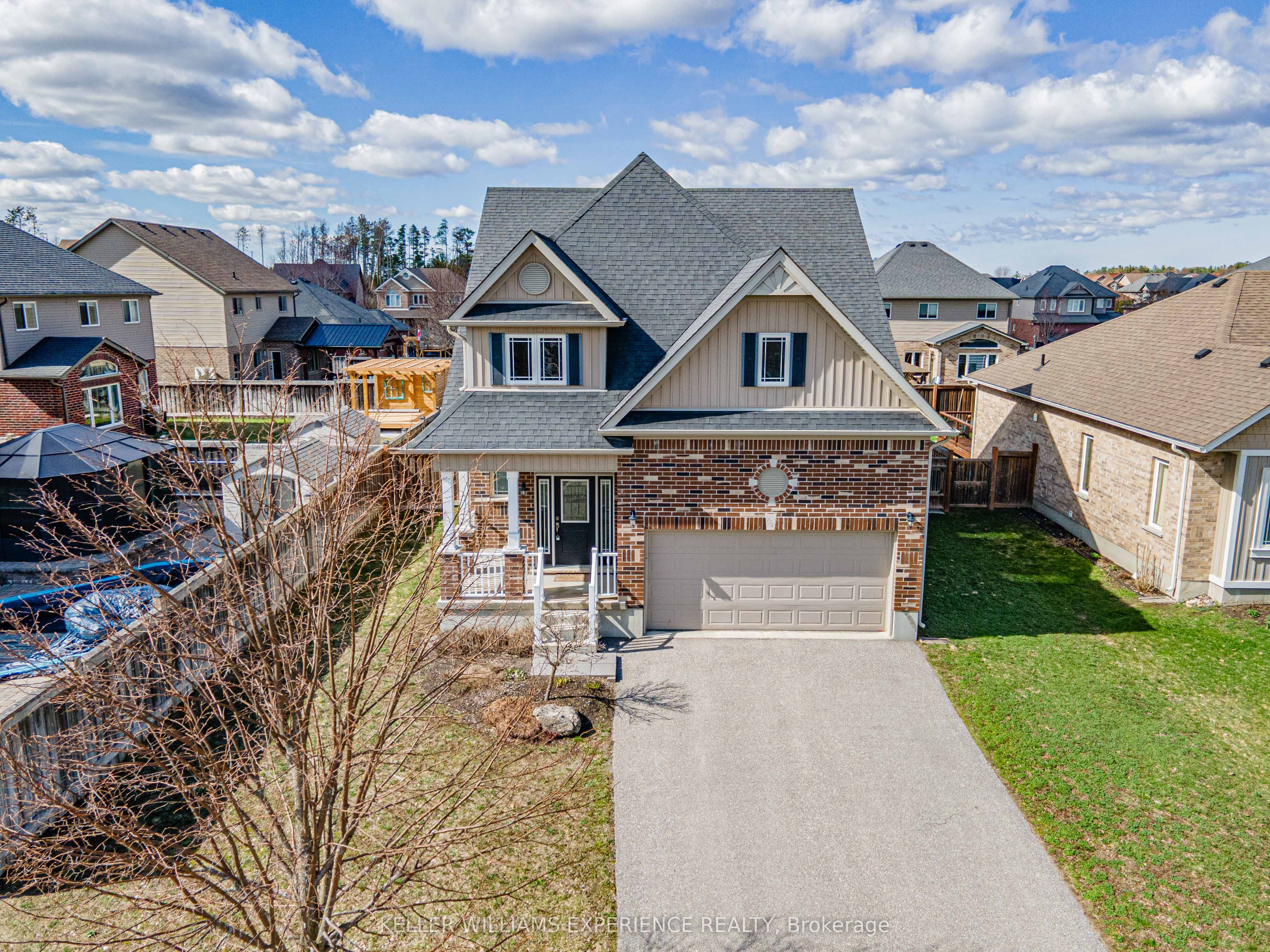 154 Arnold Crescent, Essa, ON L3W 0R1 photo 2