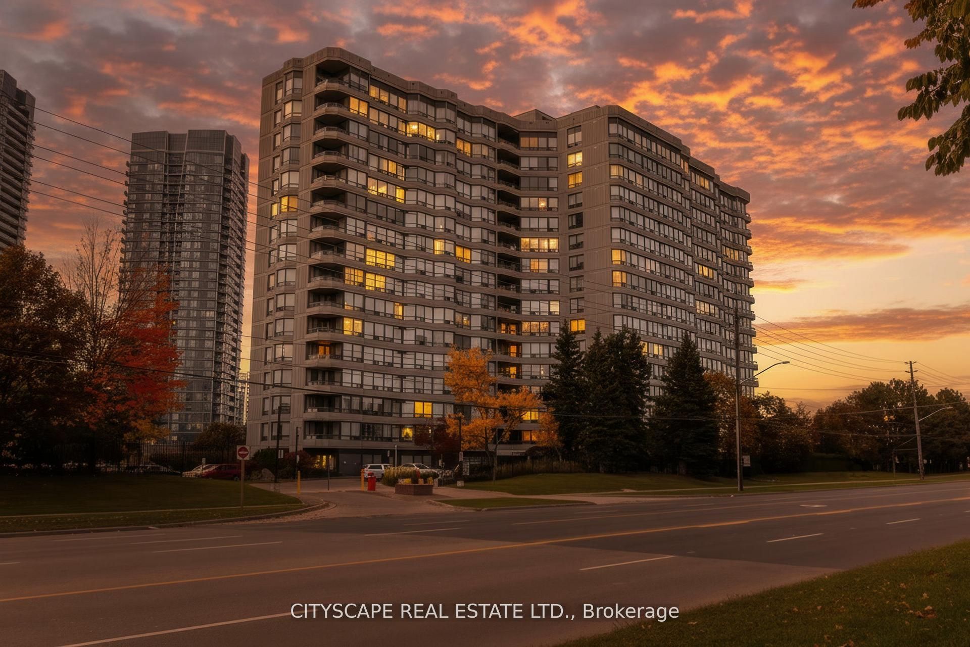 7460 Bathurst Street 209, Vaughan, ON L4J 7K9