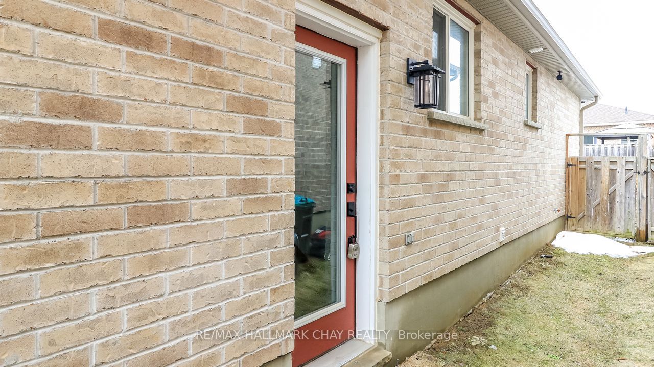 30 Stevenson Street B-Lower, Essa, ON L3W 0P4 photo 5