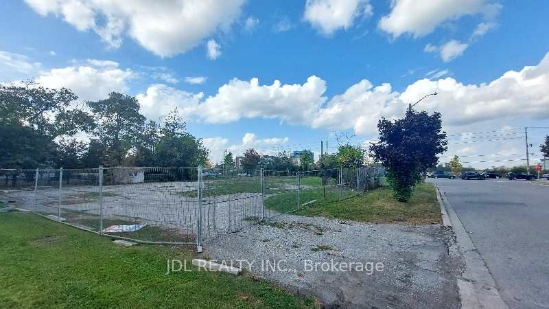 0 Melbourne Drive Lot C, Richmond Hill, ON L4S 2V3 photo 2