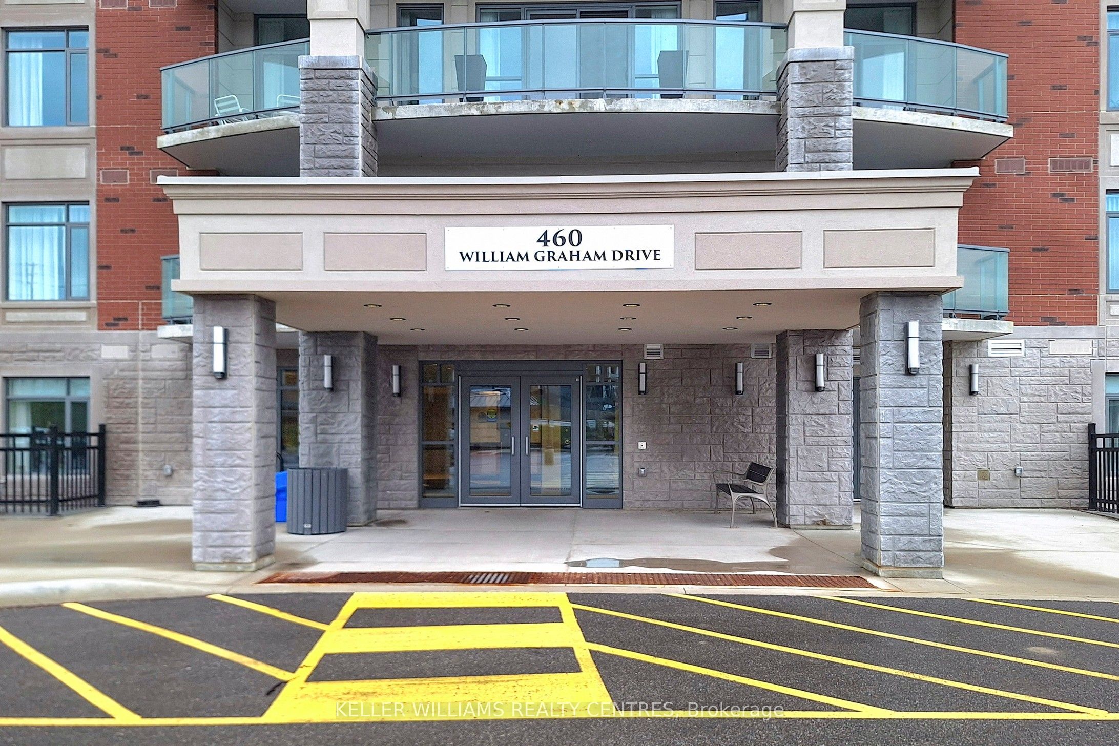 460 William Graham Drive 313, Aurora, ON L4G 1X9 photo 2