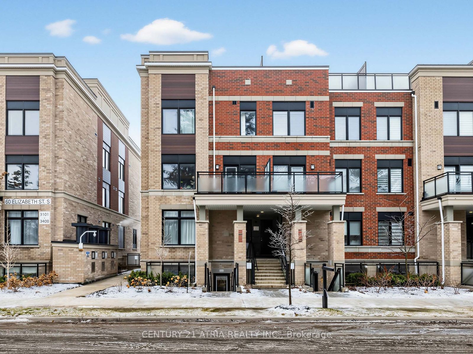 58 Elizabeth Street S 2108, Richmond Hill, ON L4C 5W2