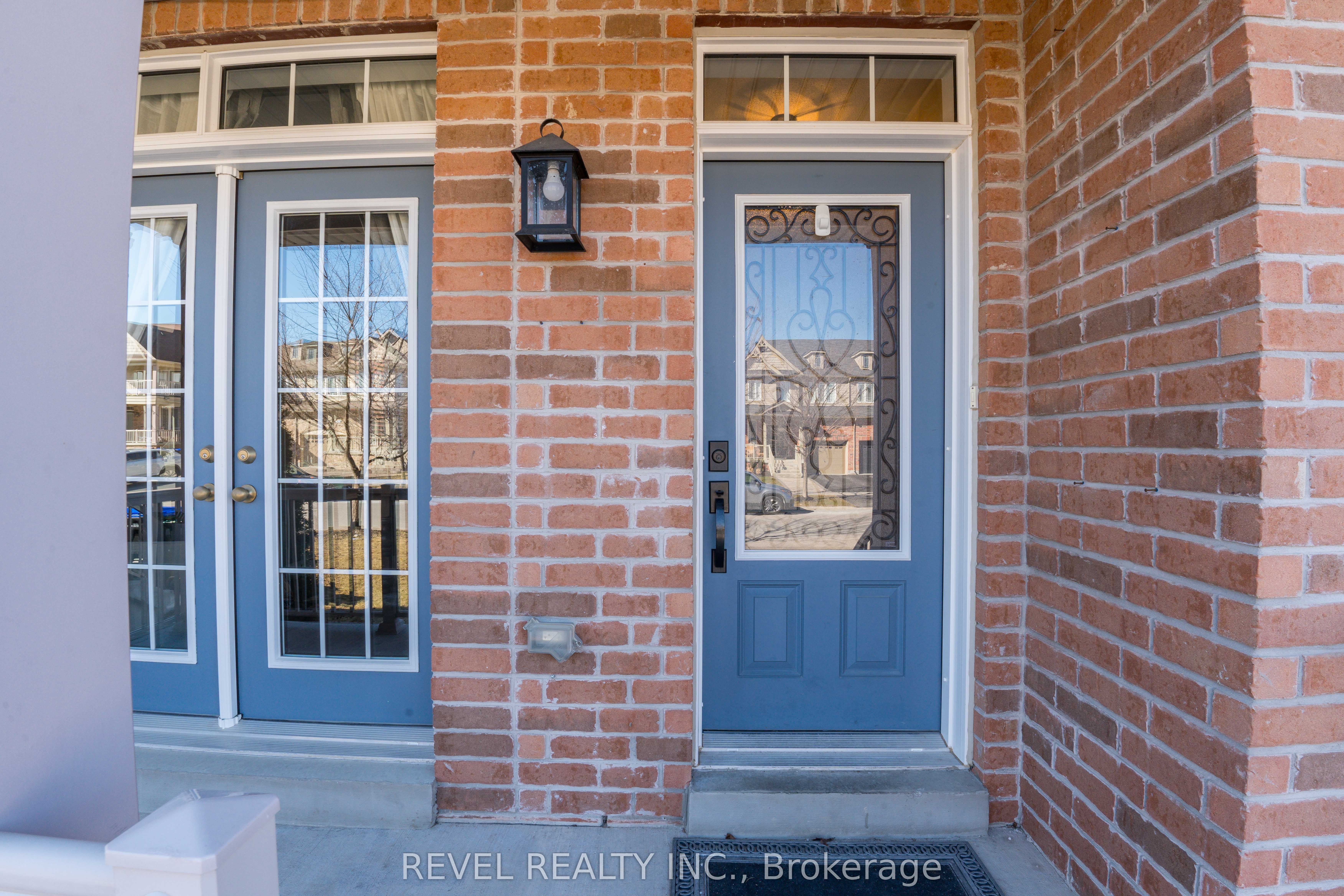 18 Jackson Drive, New Tecumseth, ON L0G 1W0 photo 3