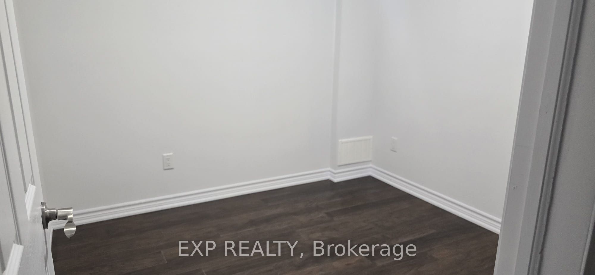 20 Rivoli Drive, Vaughan, ON L4H 3X2 photo 5