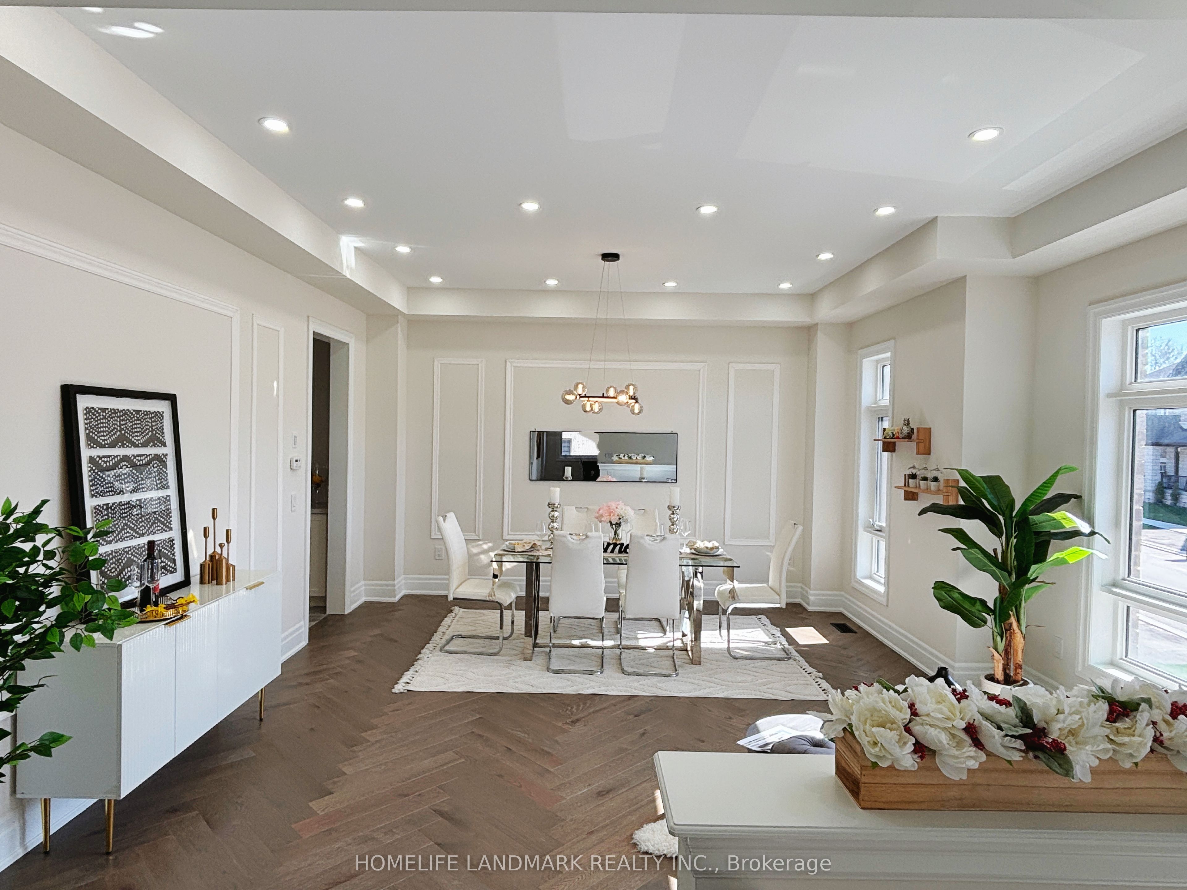 104 Wraggs Road, Bradford West Gwillimbury, ON L3Z 4N2 photo 4