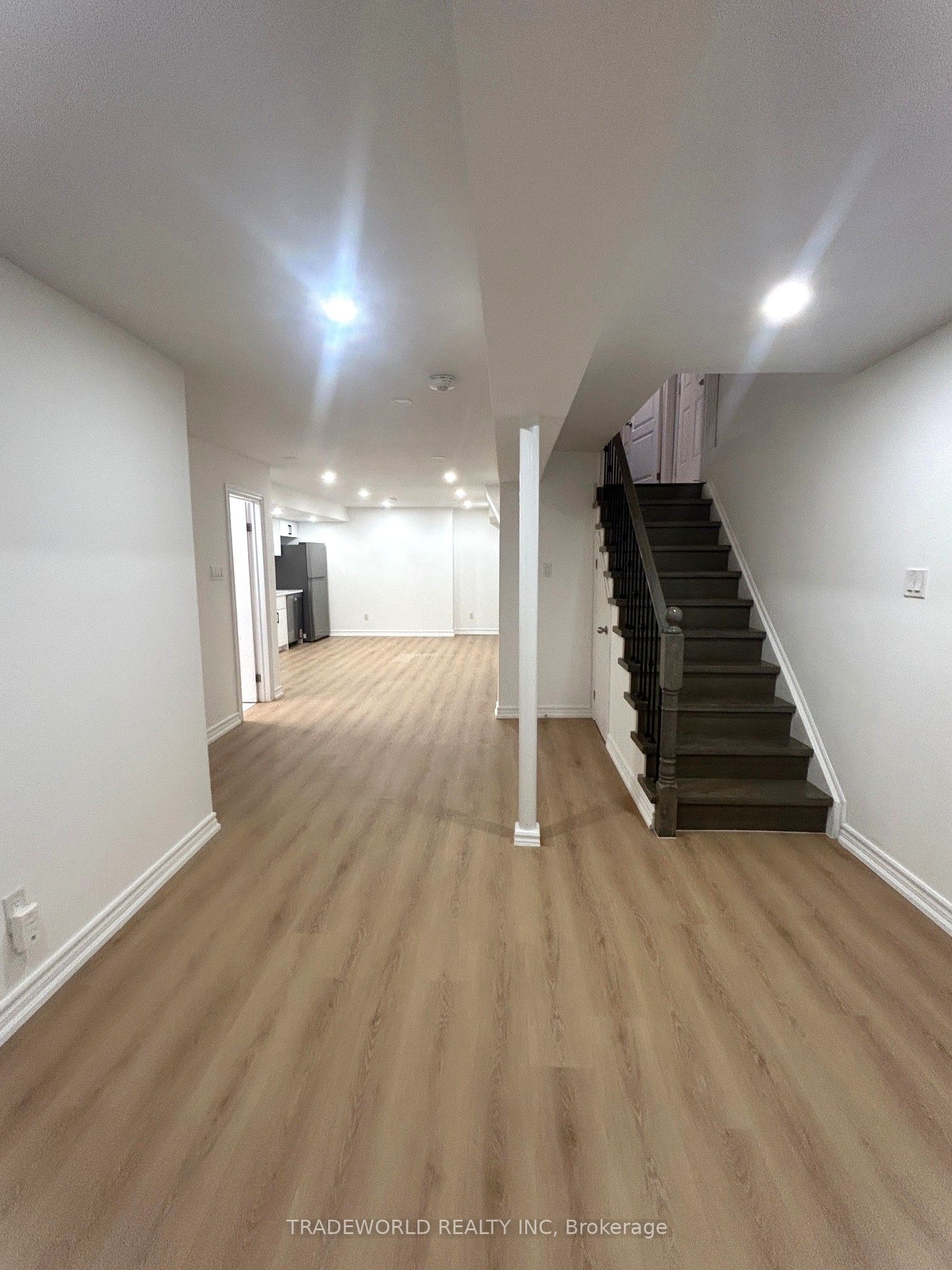 142 Shady Oaks Avenue Basement Unit, Markham, ON L6B 0P7 photo 4