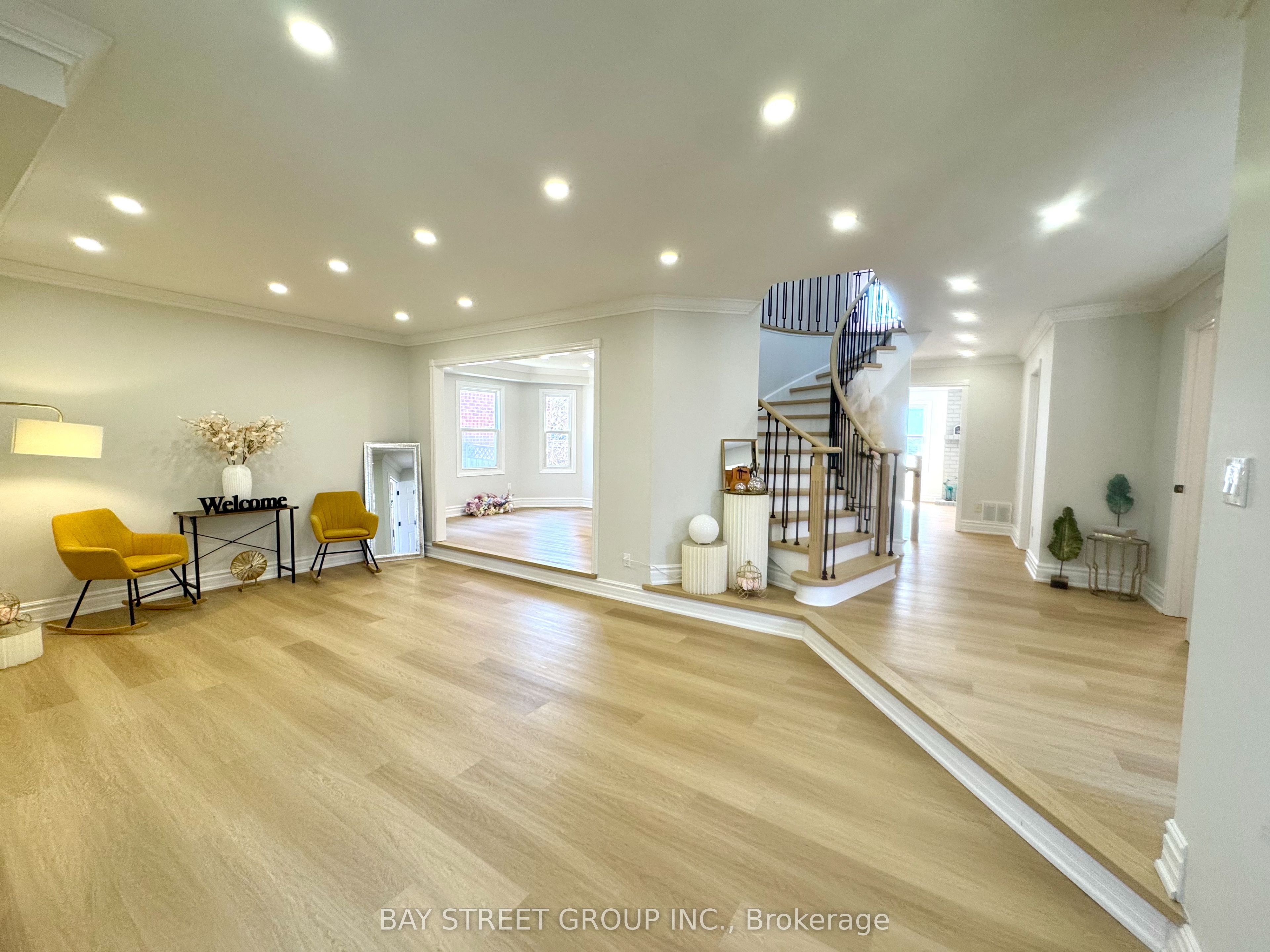 31 Cavalry Trail, Markham, ON L3R 9H3 photo 3