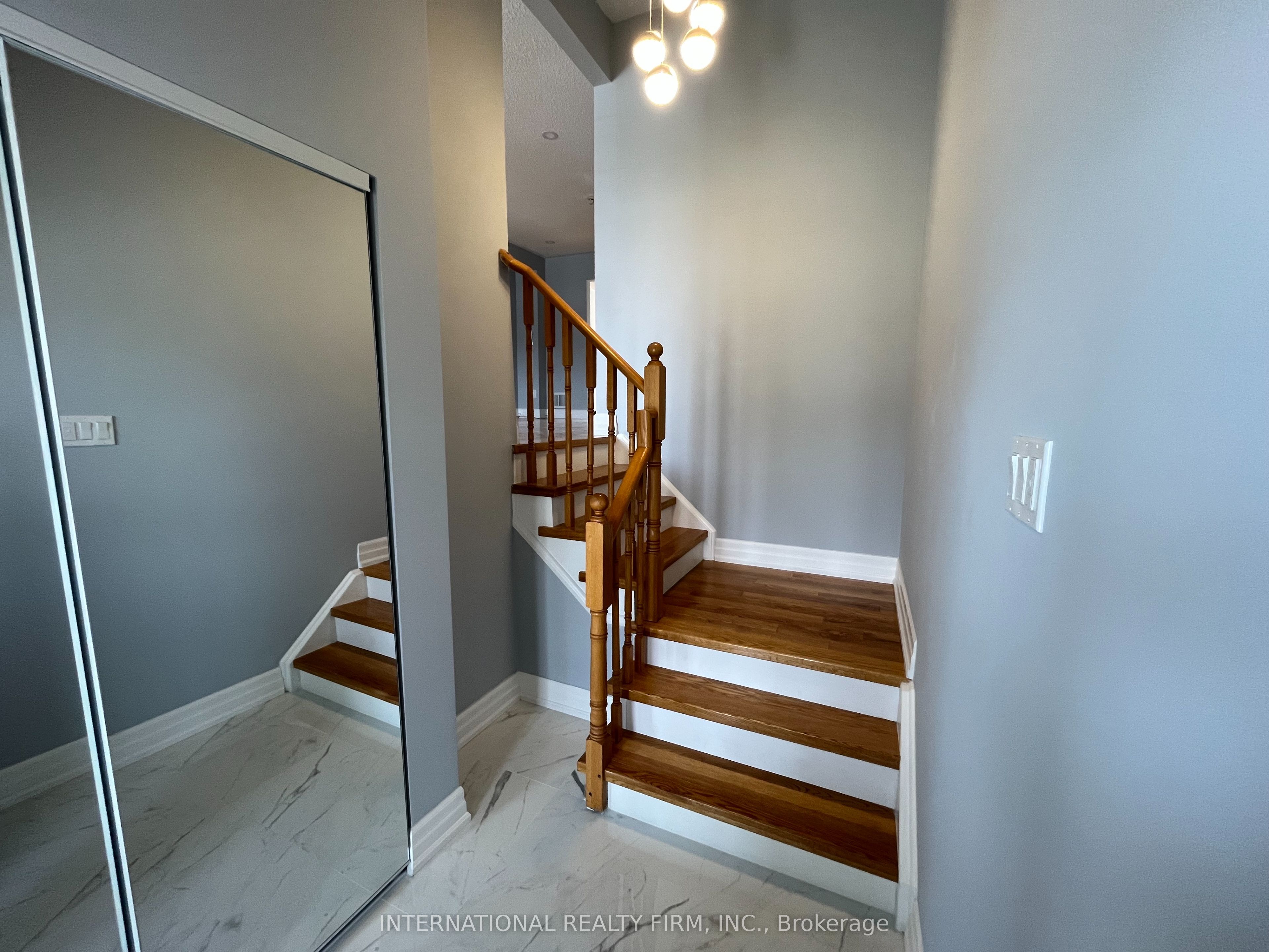 44 Natale Court, Bradford West Gwillimbury, ON L3Z 3B1 photo 4