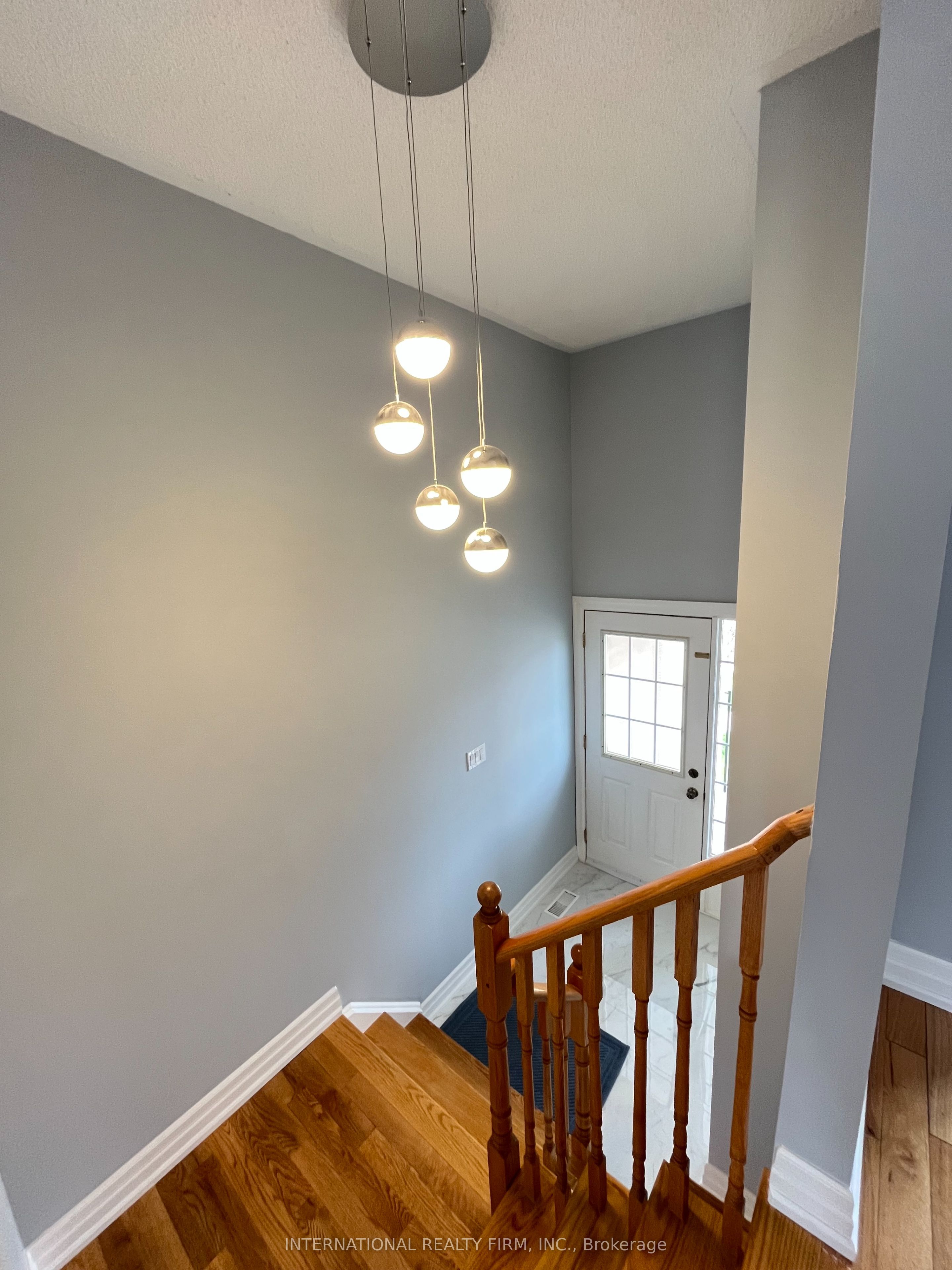 44 Natale Court, Bradford West Gwillimbury, ON L3Z 3B1 photo 5