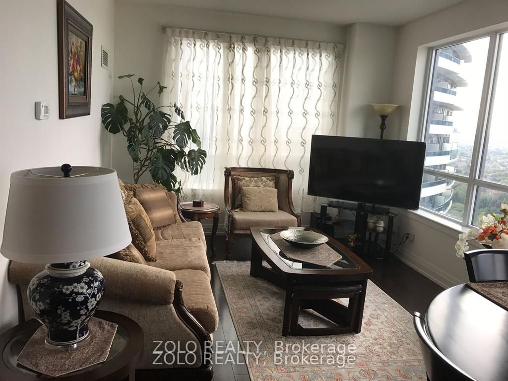 7165 Yonge Street 1712, Markham, ON L3T 0C9 photo 3