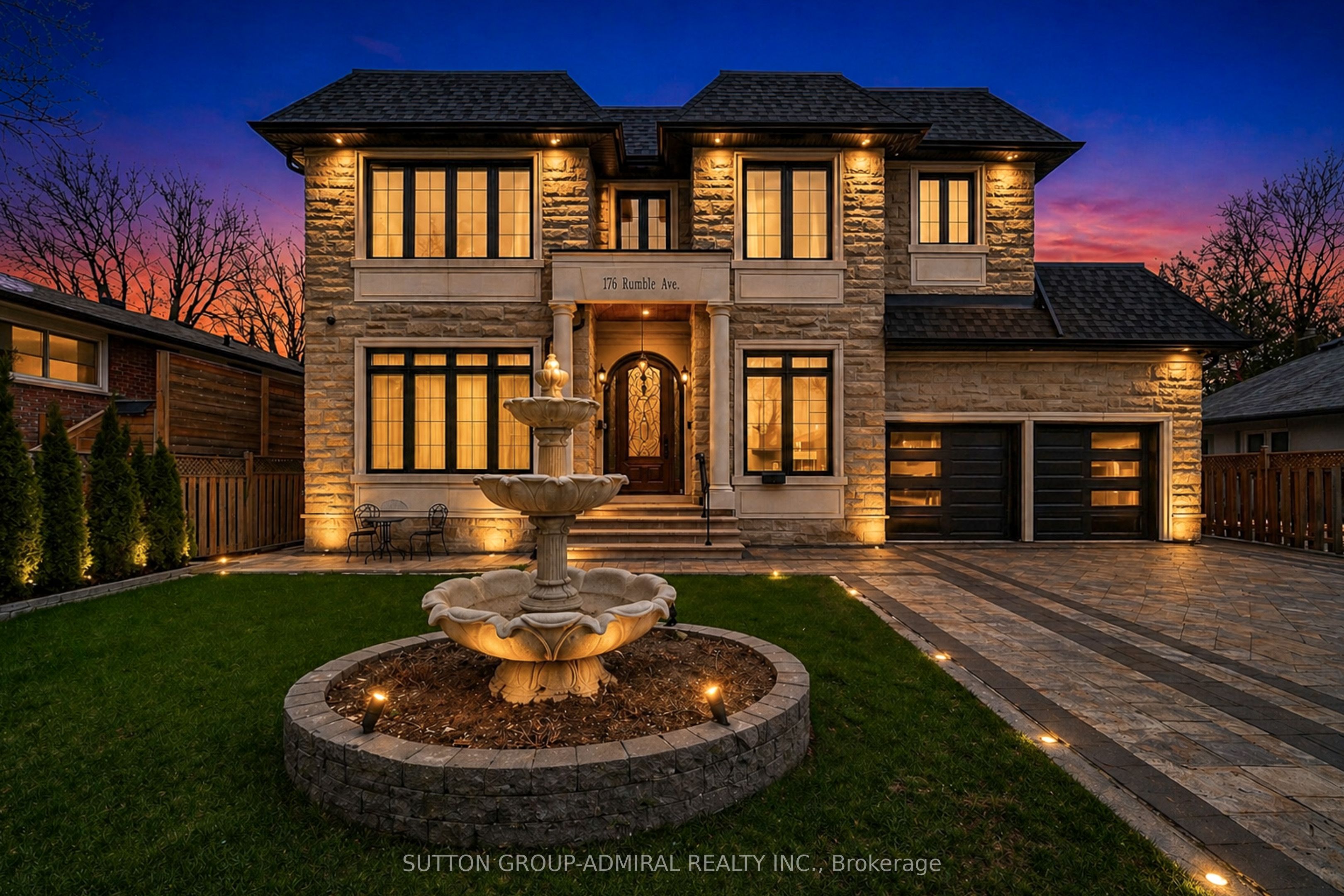 176 Rumble Avenue, Richmond Hill, ON L4C 4G4 photo 2