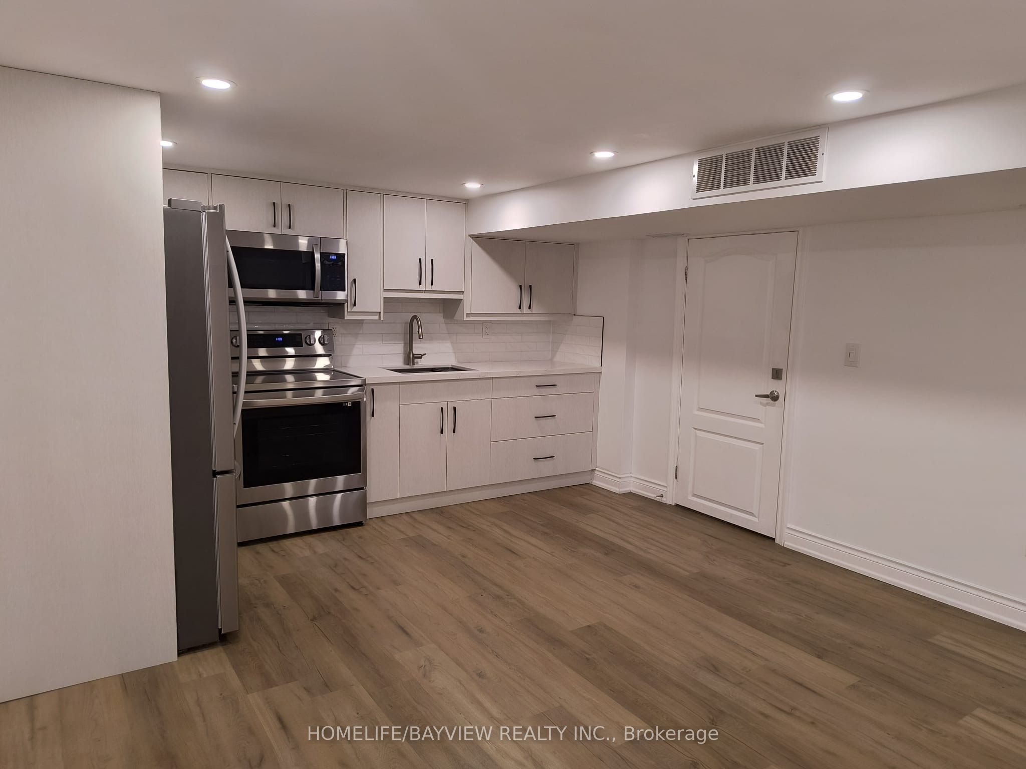 38 Proctor Avenue (BSMT), Markham, ON L3T 1M5 photo 3