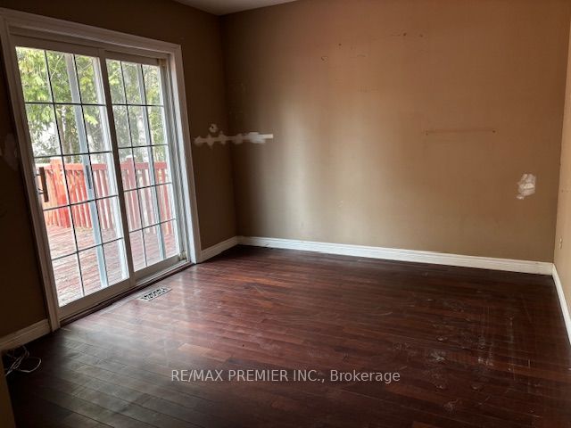 40 Aurora Heights Drive, Aurora, ON L4G 2W7 photo 5