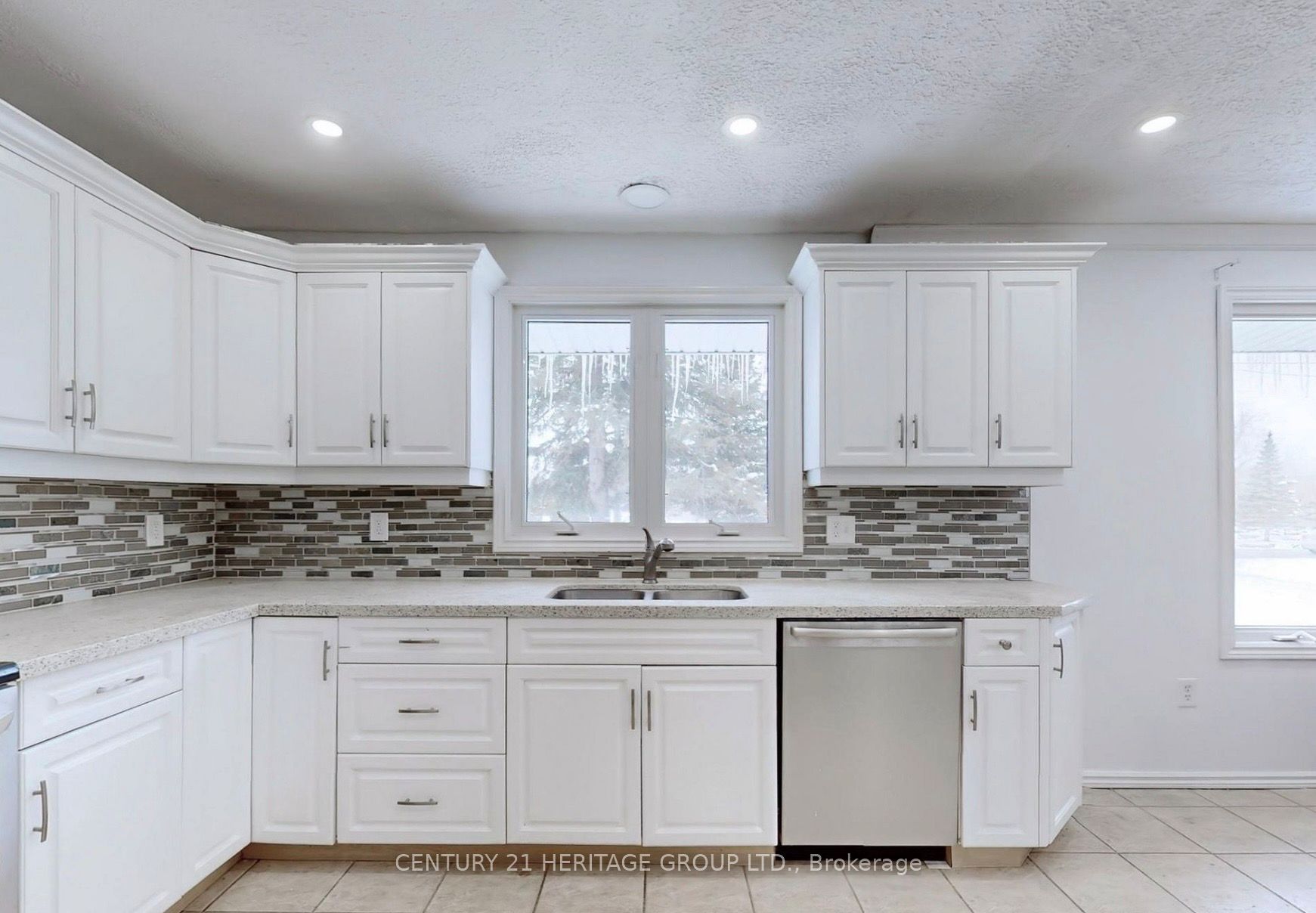 20015 Bathurst Street, East Gwillimbury, ON L9N 1N3 photo 5
