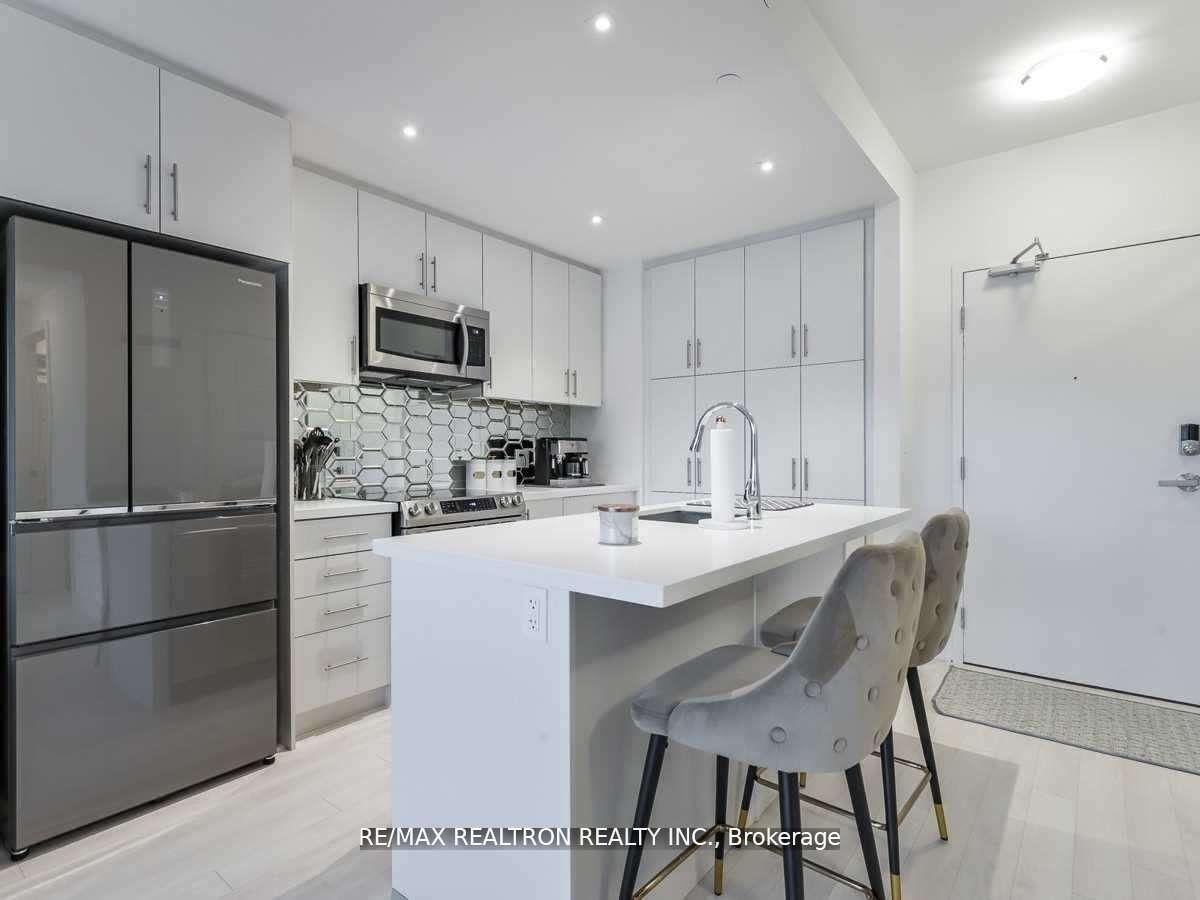 375 Sea Ray Avenue 208, Innisfil, ON L9S 2P7 photo 4