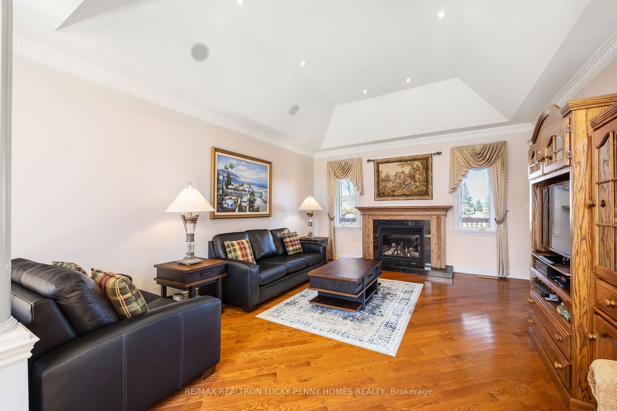 24 George Pipher Lane, Whitchurch-Stouffville, ON L4A 1M4 photo 5