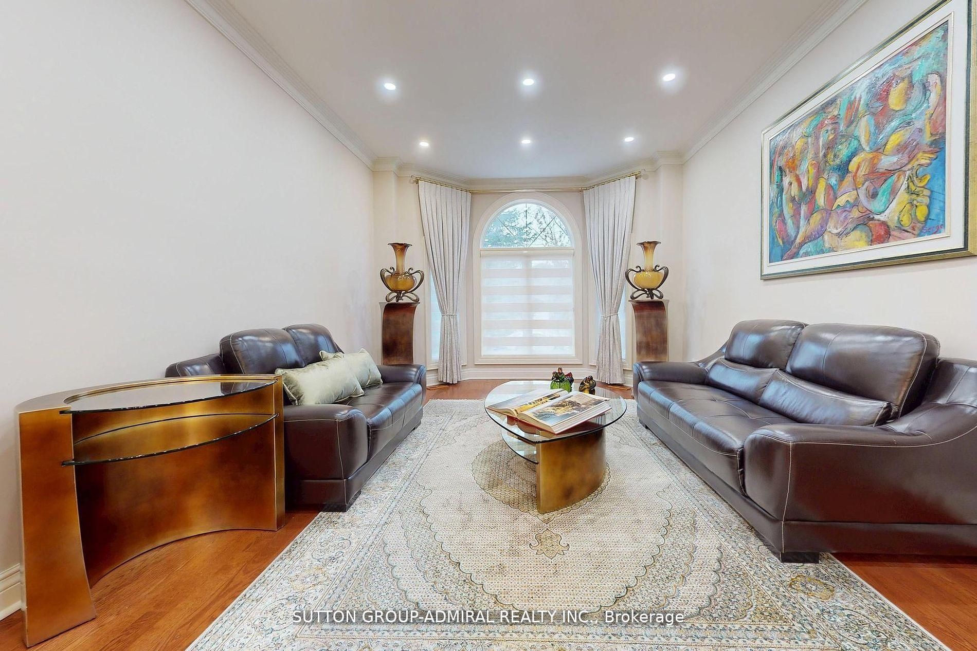 220 King High Drive, Vaughan, ON L4J 3N5 photo 3