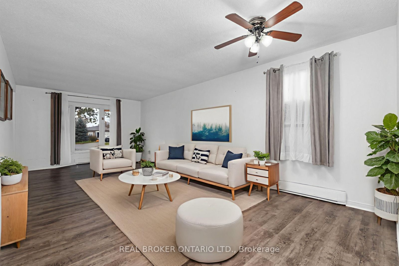 8 Maple Leaf Terrace, Innisfil, ON L0L 1L0