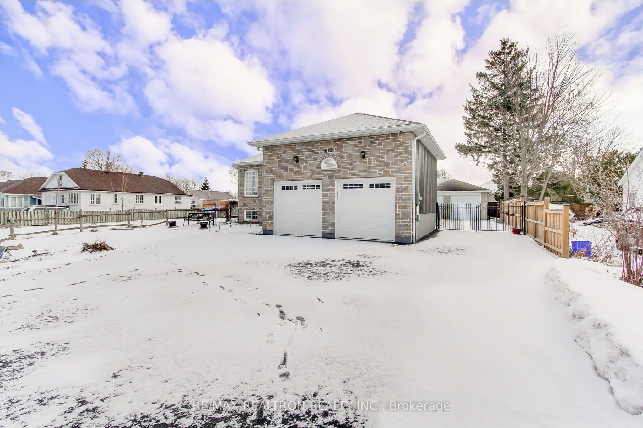 815 Churchill Lane, Georgina, ON L0E 1S0 photo 5
