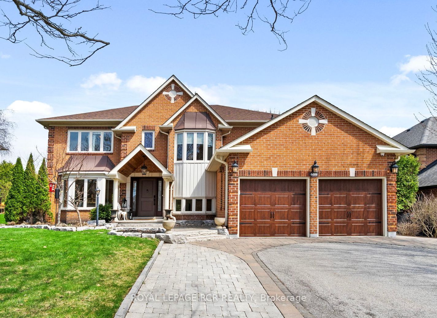 409 Alex Doner Drive, Newmarket, ON L3X 1C6