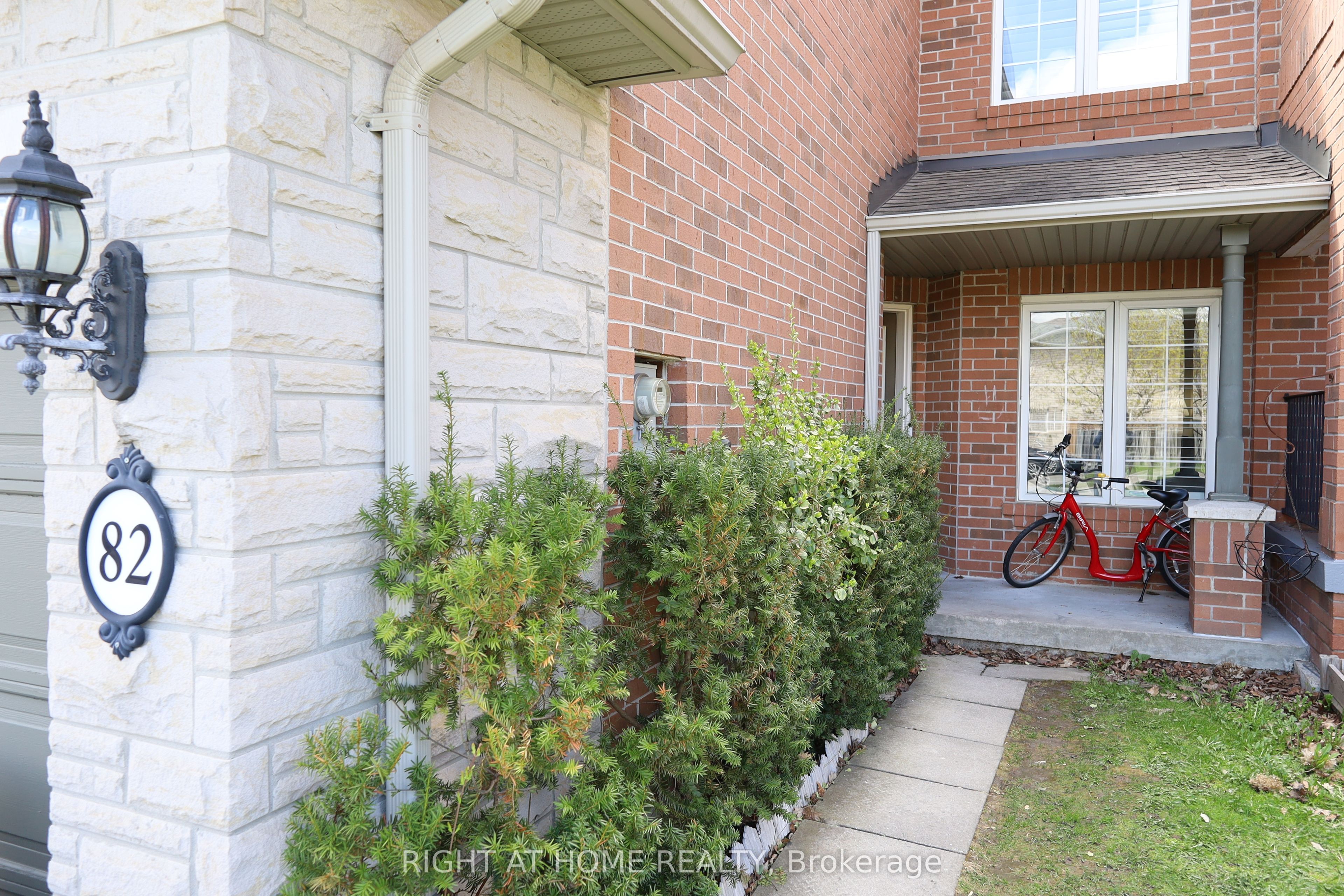 82 Colesbrook Road, Richmond Hill, ON L4S 2G5 photo 5